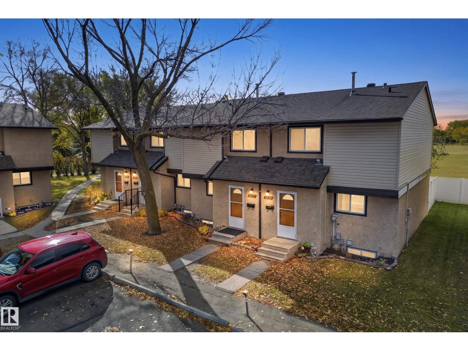 3257 142 Av Nw Property Photo 1