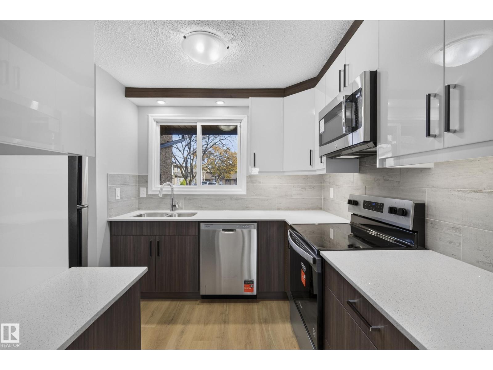 3257 142 Av Nw Property Photo 4