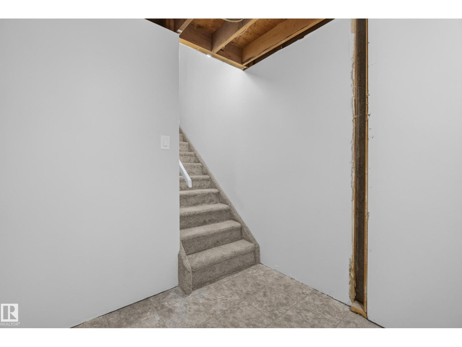 3257 142 Av Nw Property Photo 27