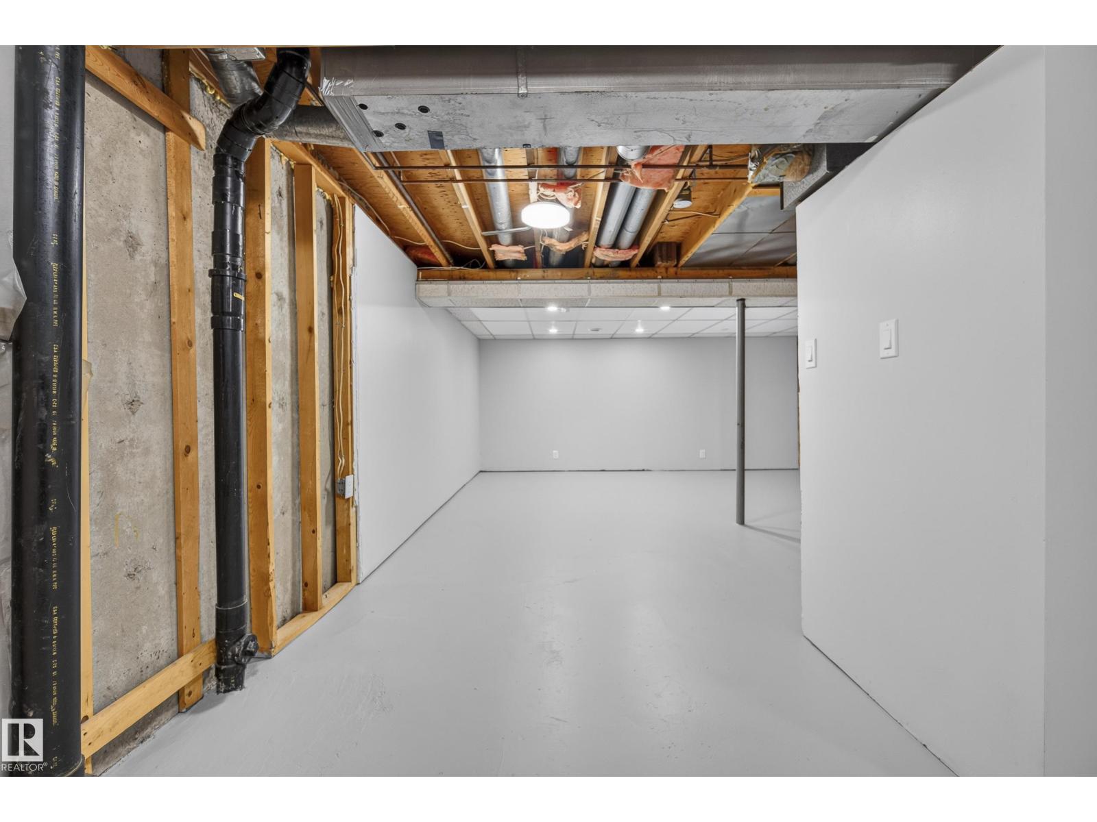 3257 142 Av Nw Property Photo 30