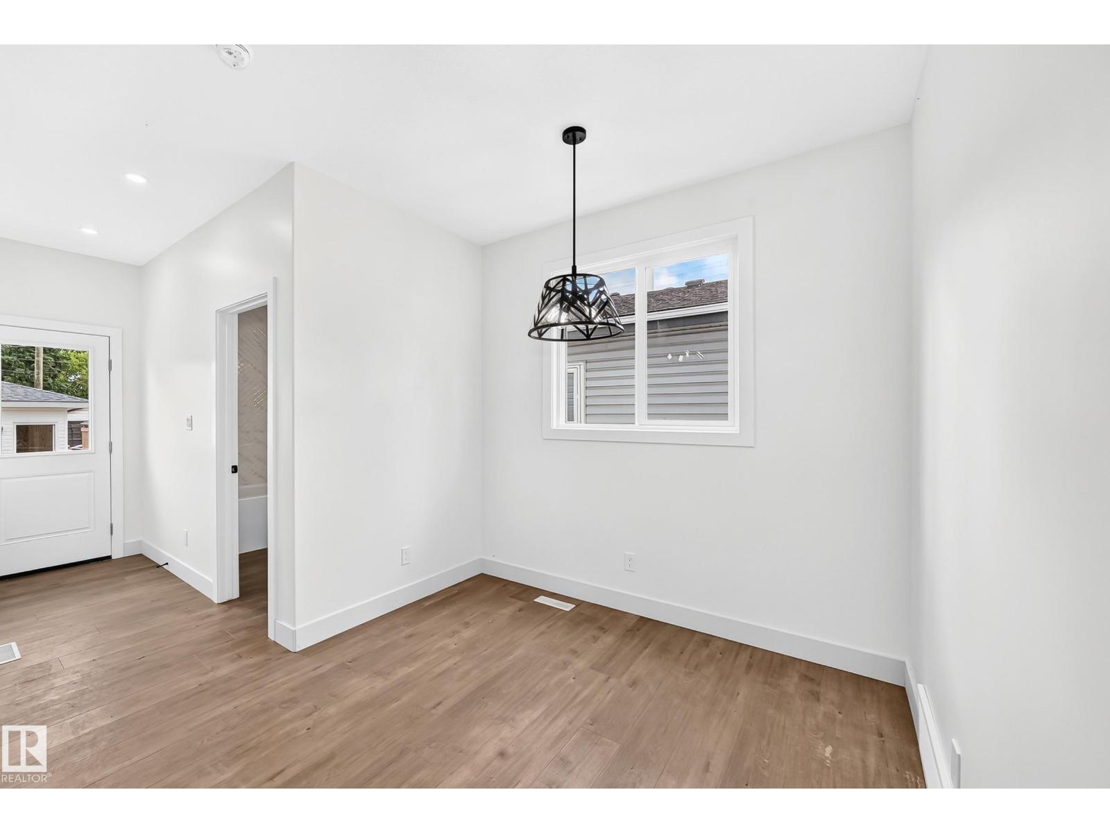 12411 86 St Nw Property Photo 15