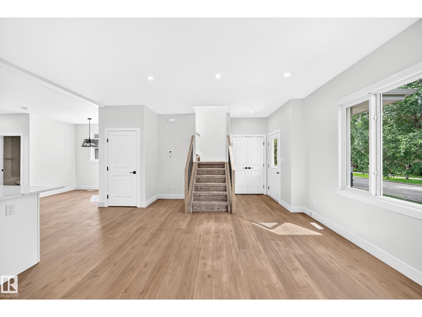 12411 86 St Nw Property Photo 20