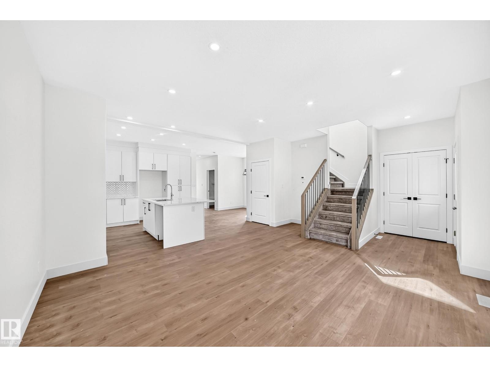 12411 86 St Nw Property Photo 21