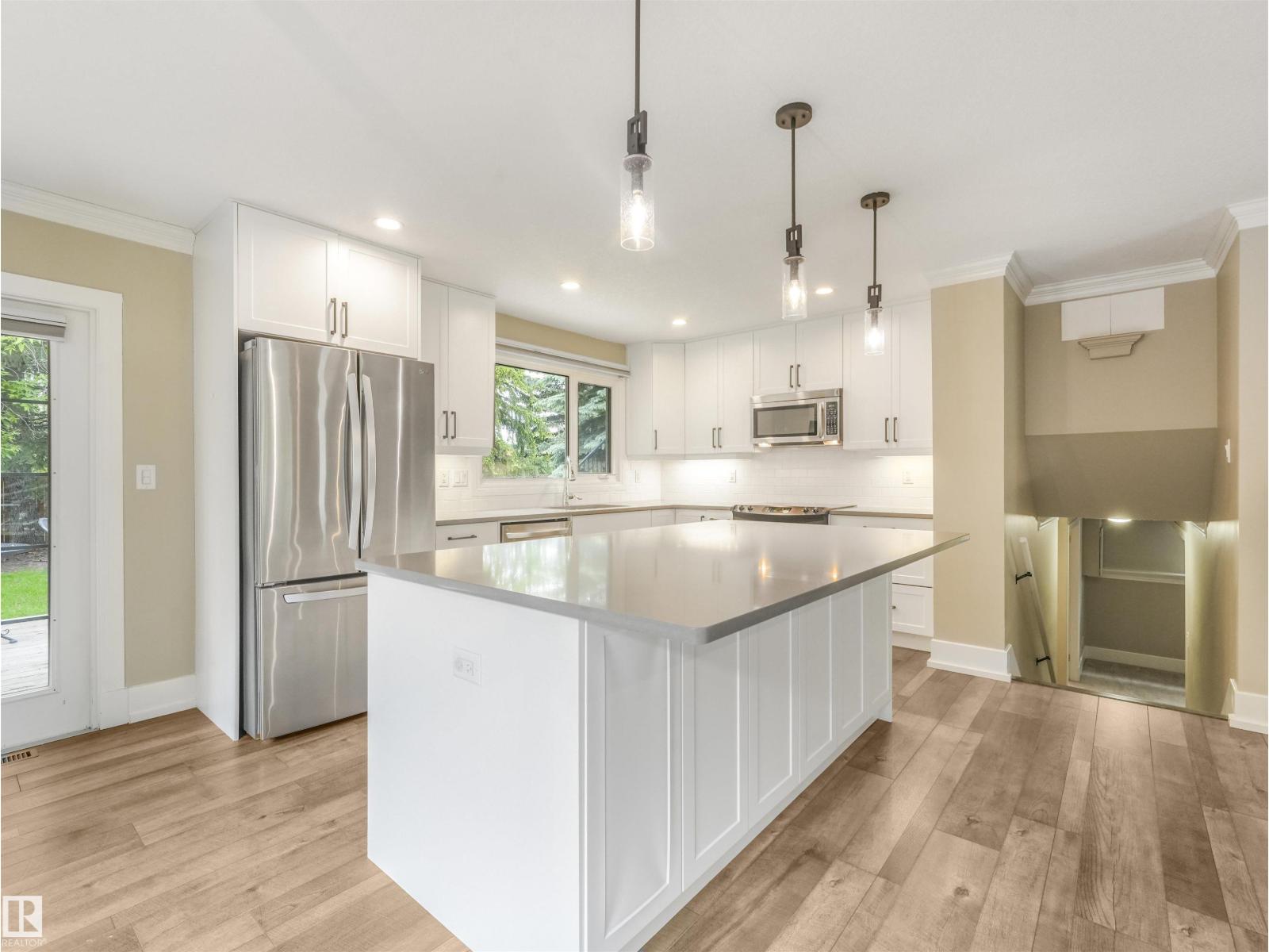 5708 144 St Nw Property Photo 8