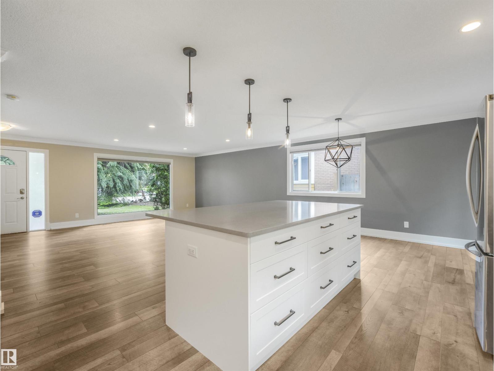 5708 144 St Nw Property Photo 10