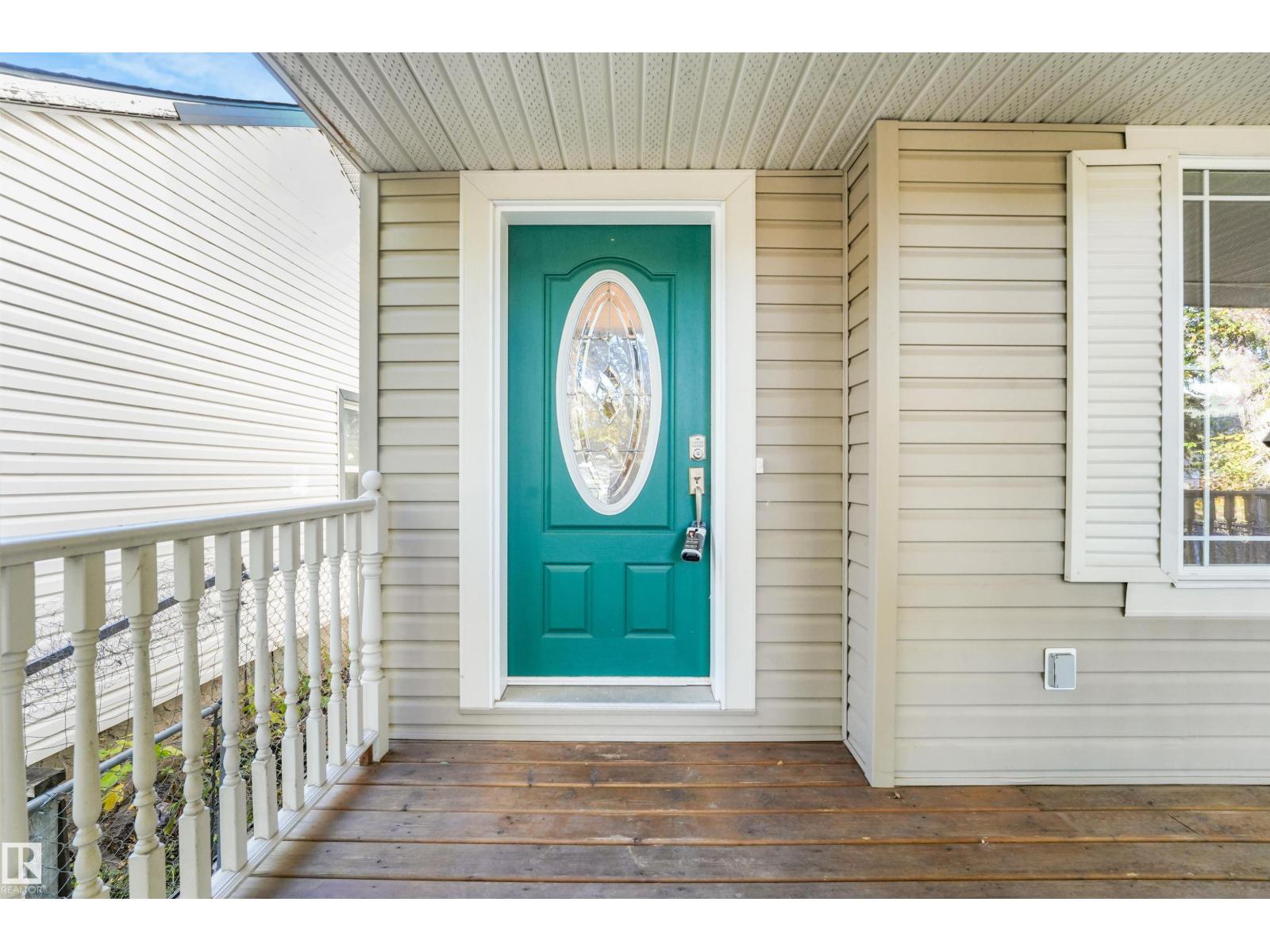11236 89 St Nw Property Photo 3
