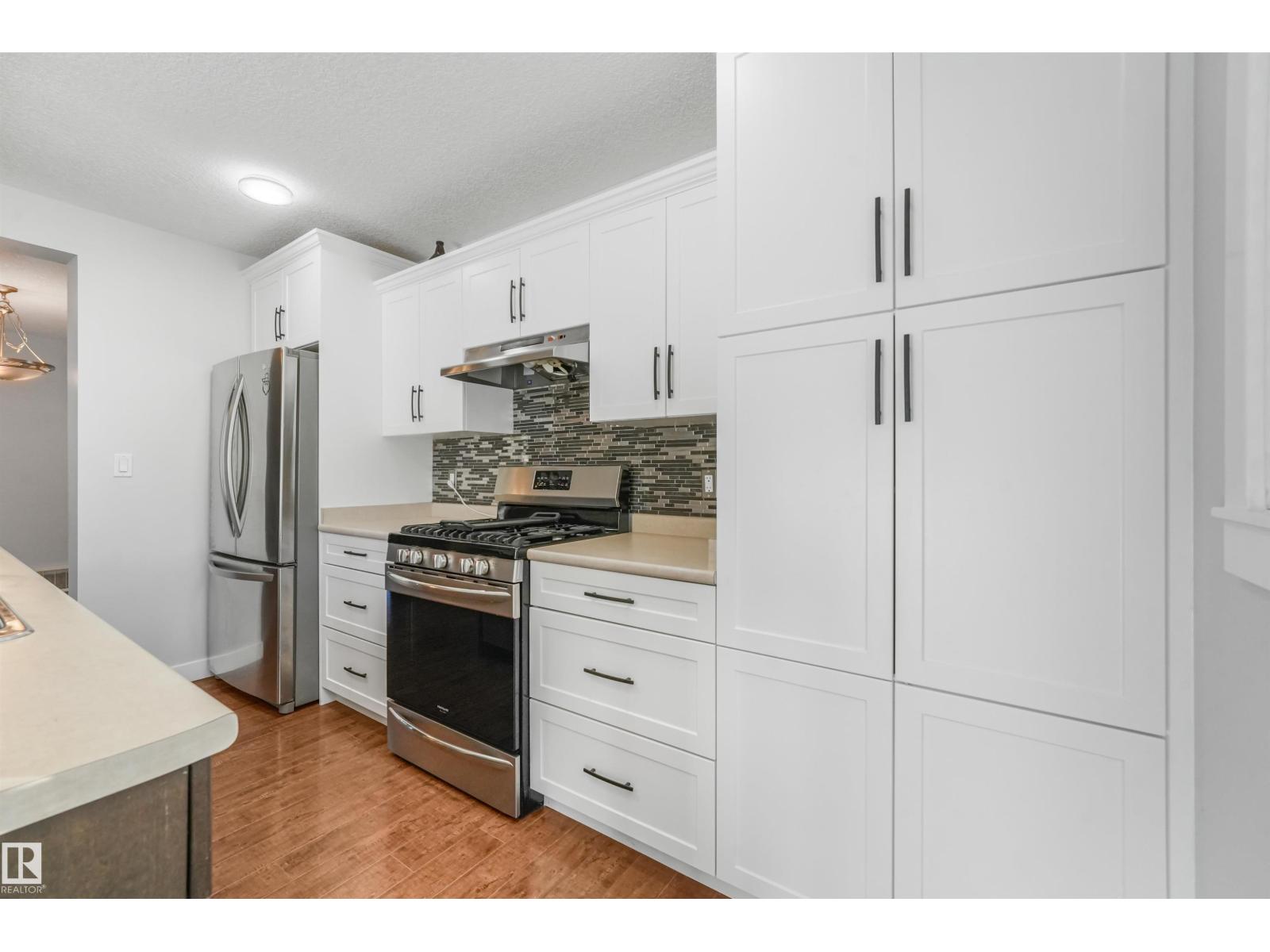 11236 89 St Nw Property Photo 13