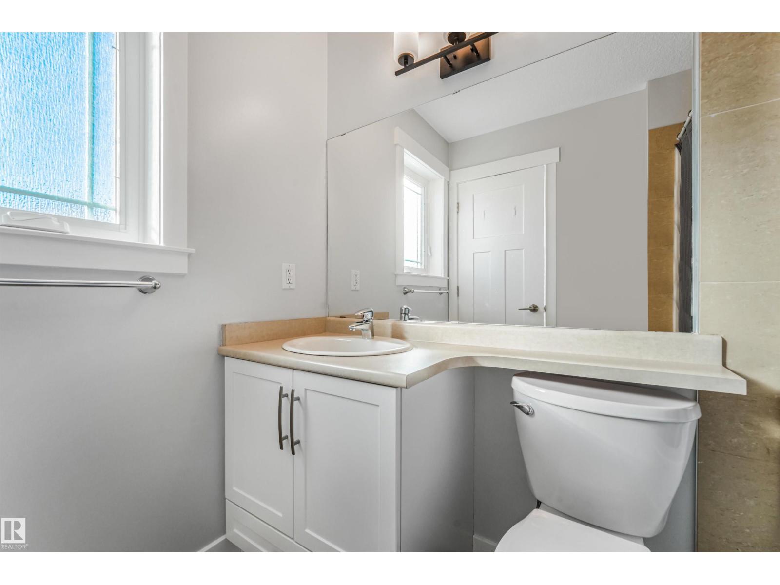 11236 89 St Nw Property Photo 31