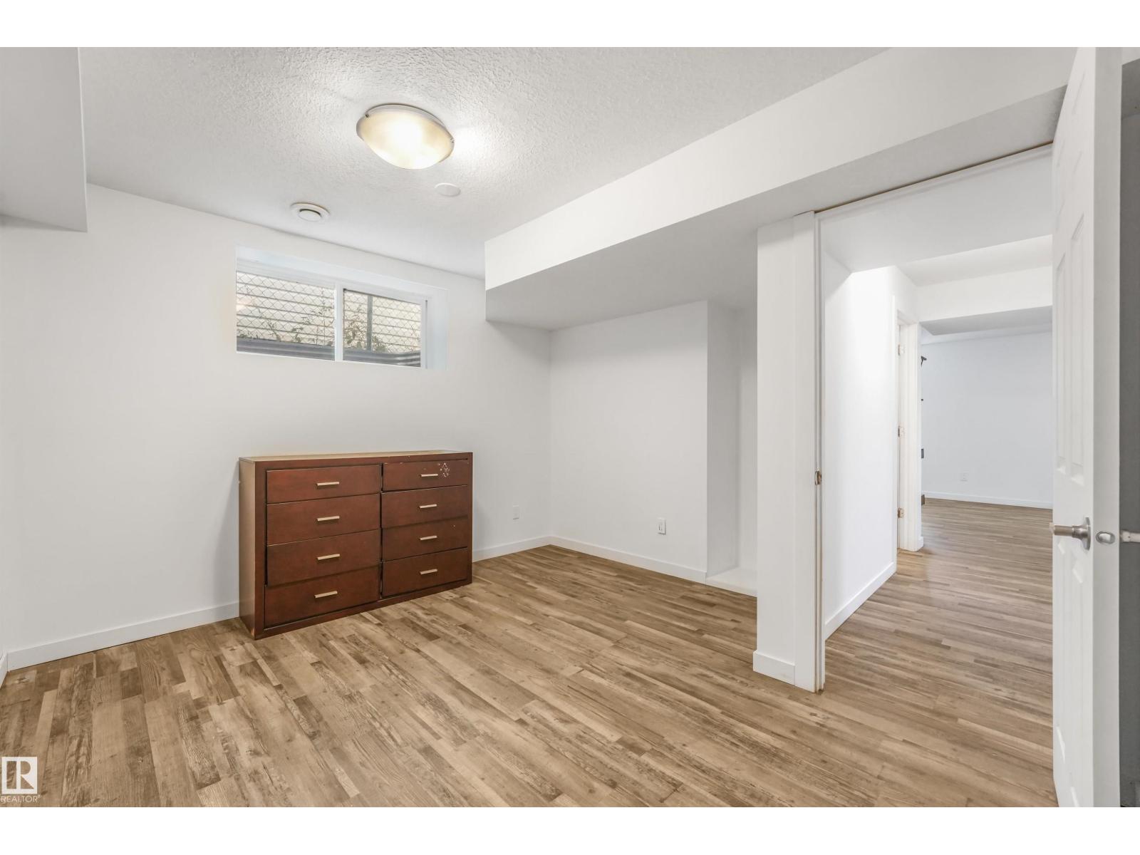 11236 89 St Nw Property Photo 53