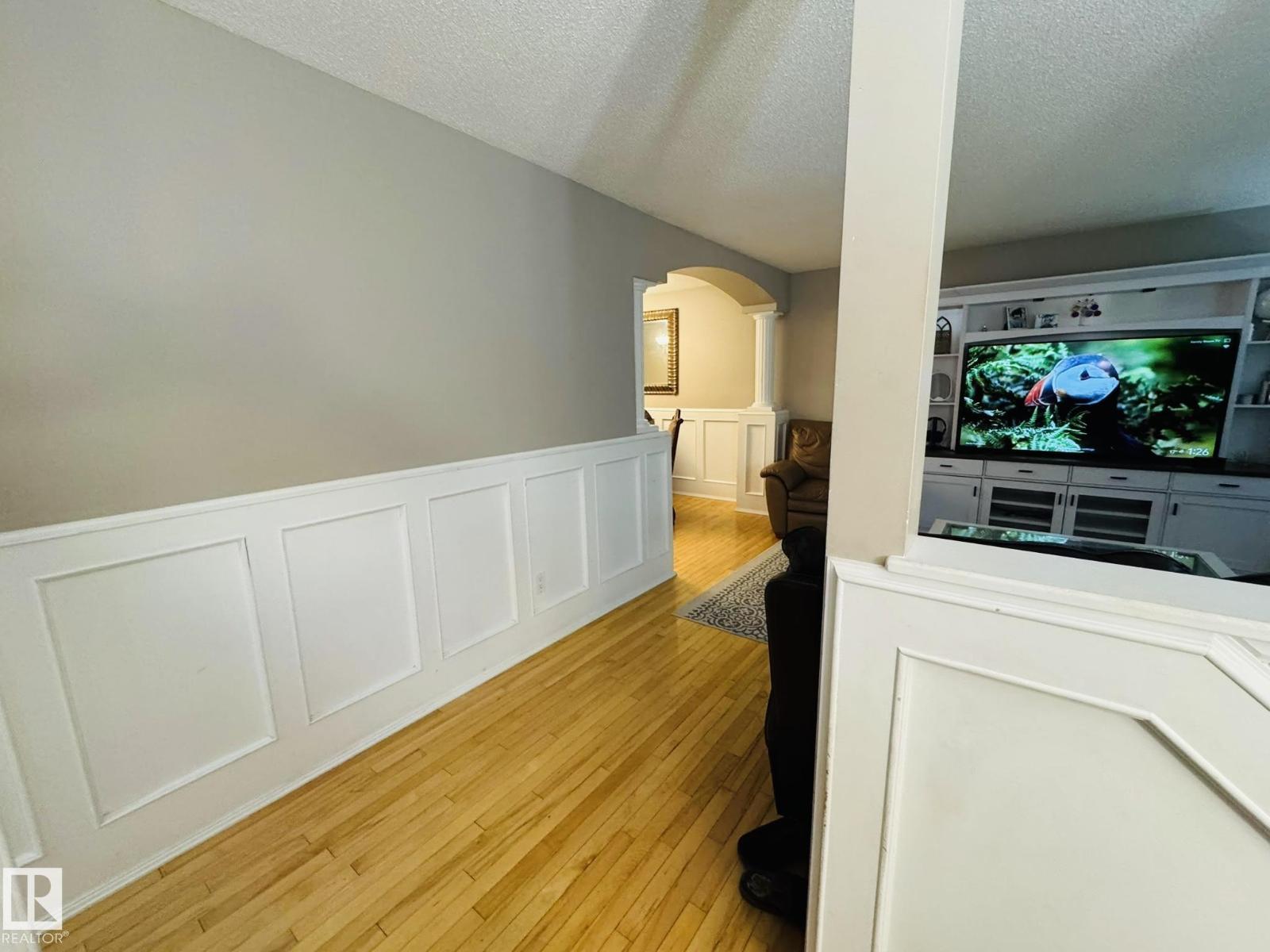 8416 145 Av Nw Property Photo 17