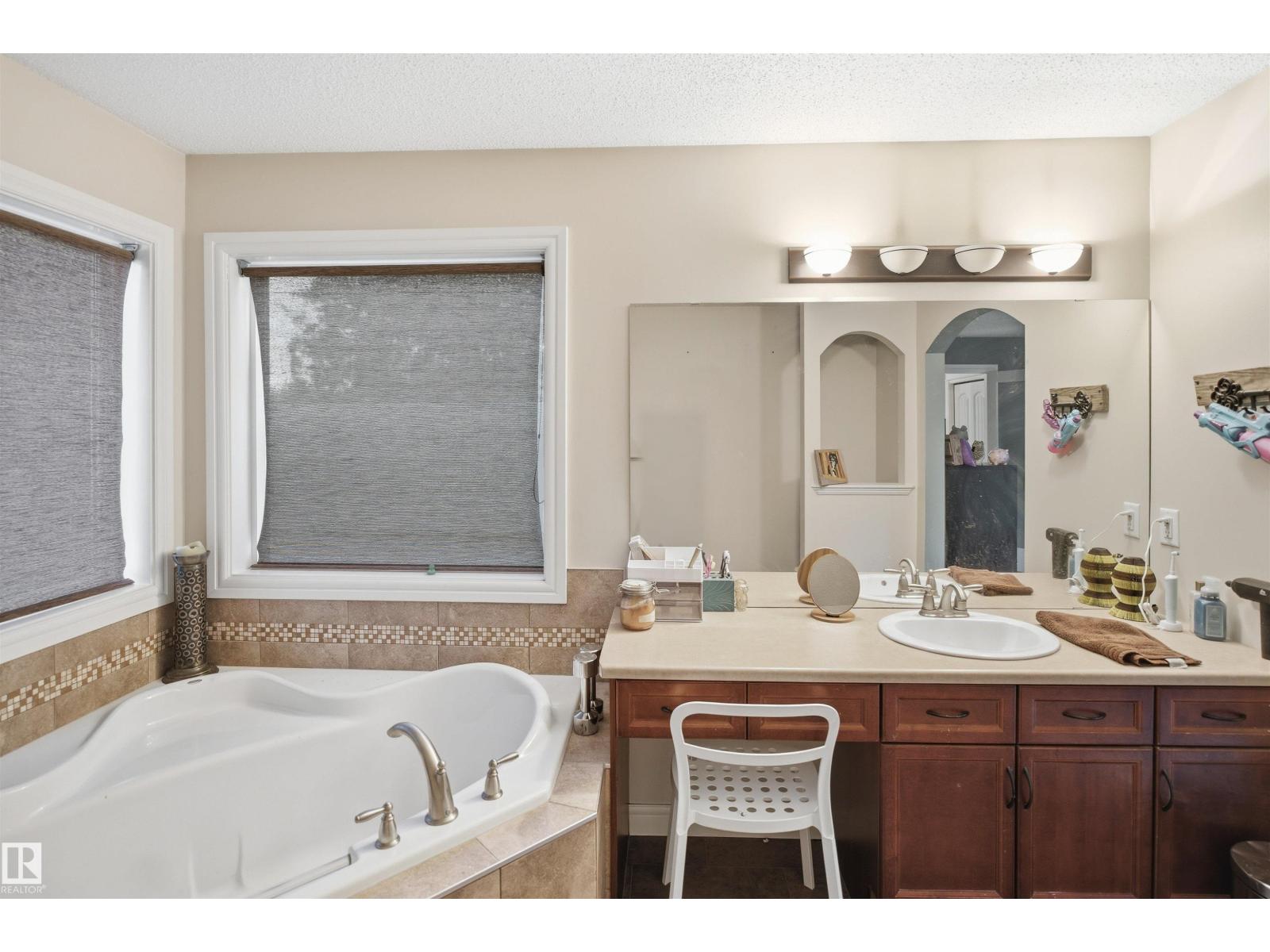 4616 209 St Nw Property Photo 38