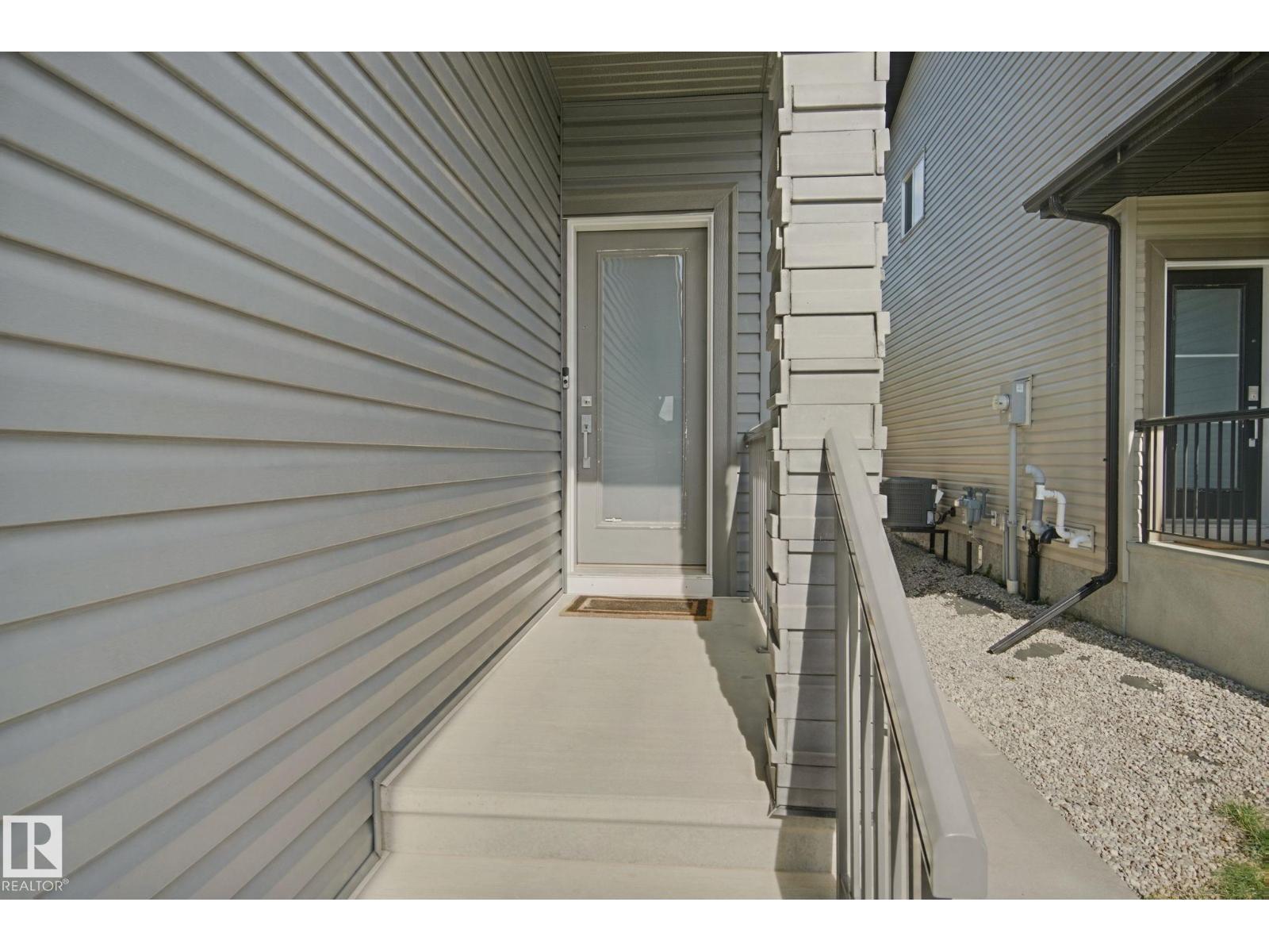 72 Royal St Property Photo 5