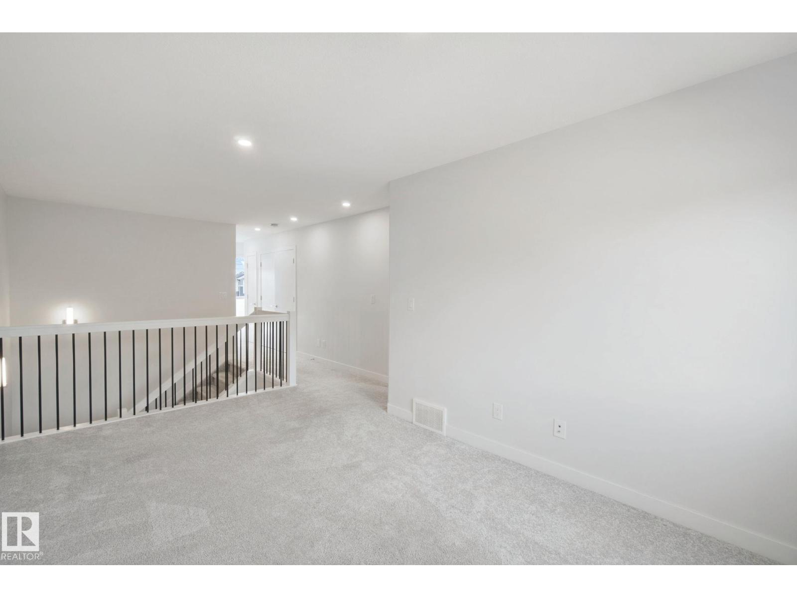 72 Royal St Property Photo 24