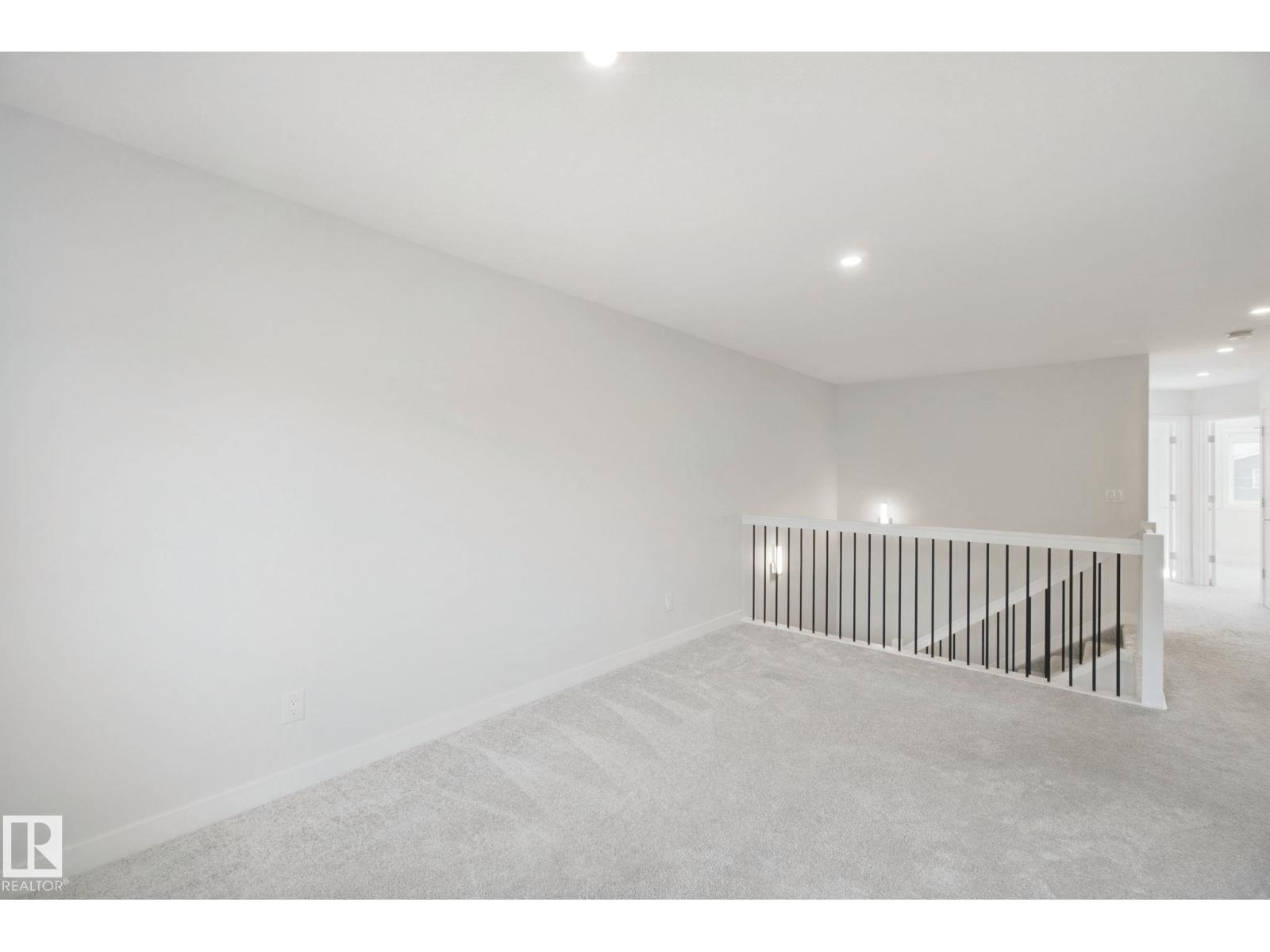 72 Royal St Property Photo 25