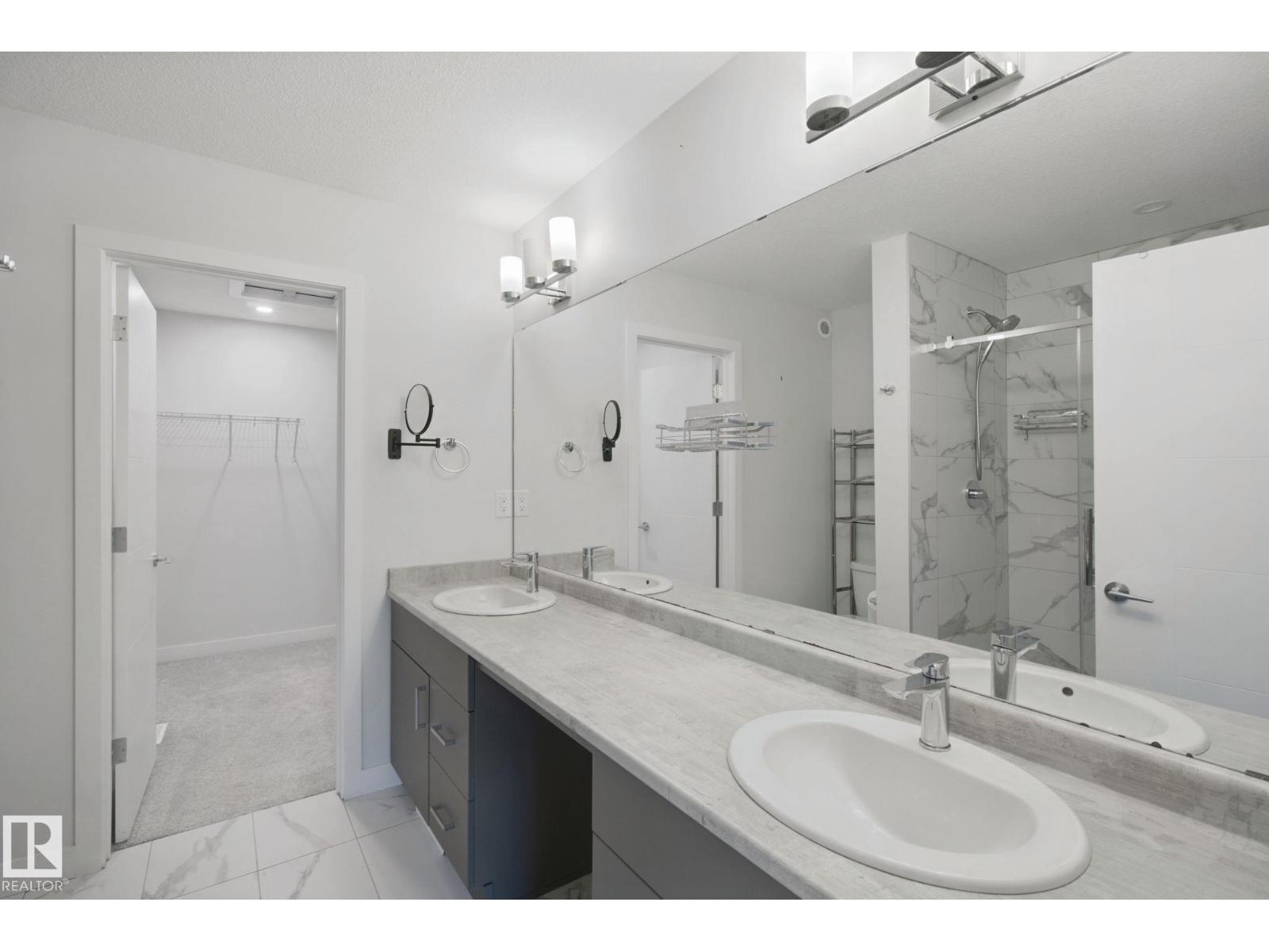 72 Royal St Property Photo 27