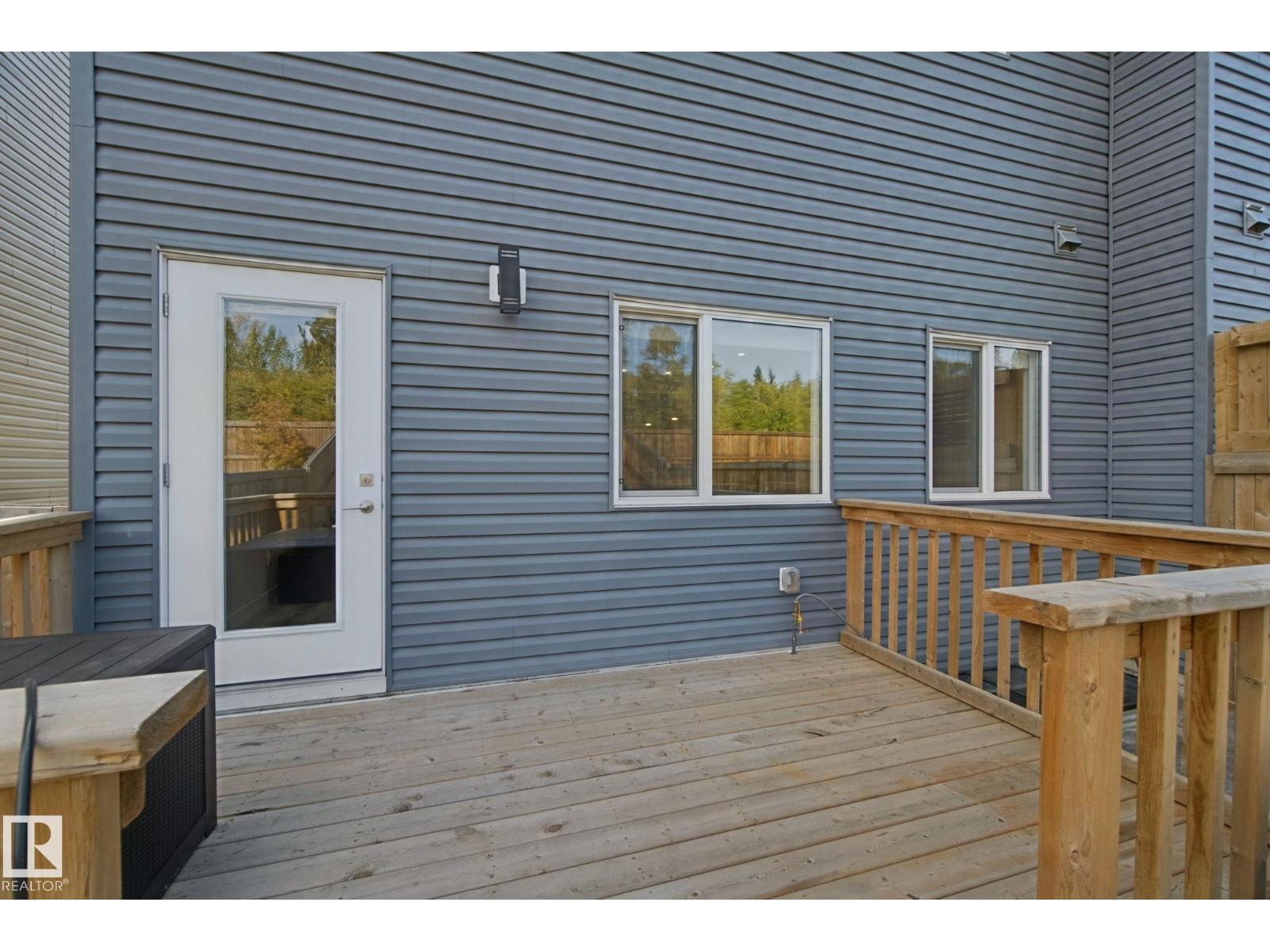 72 Royal St Property Photo 39