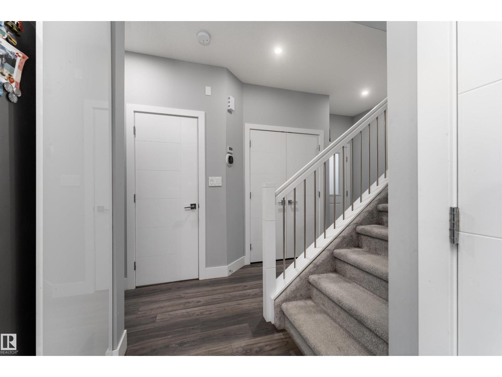 1613 Enright Wy Nw Property Photo 21