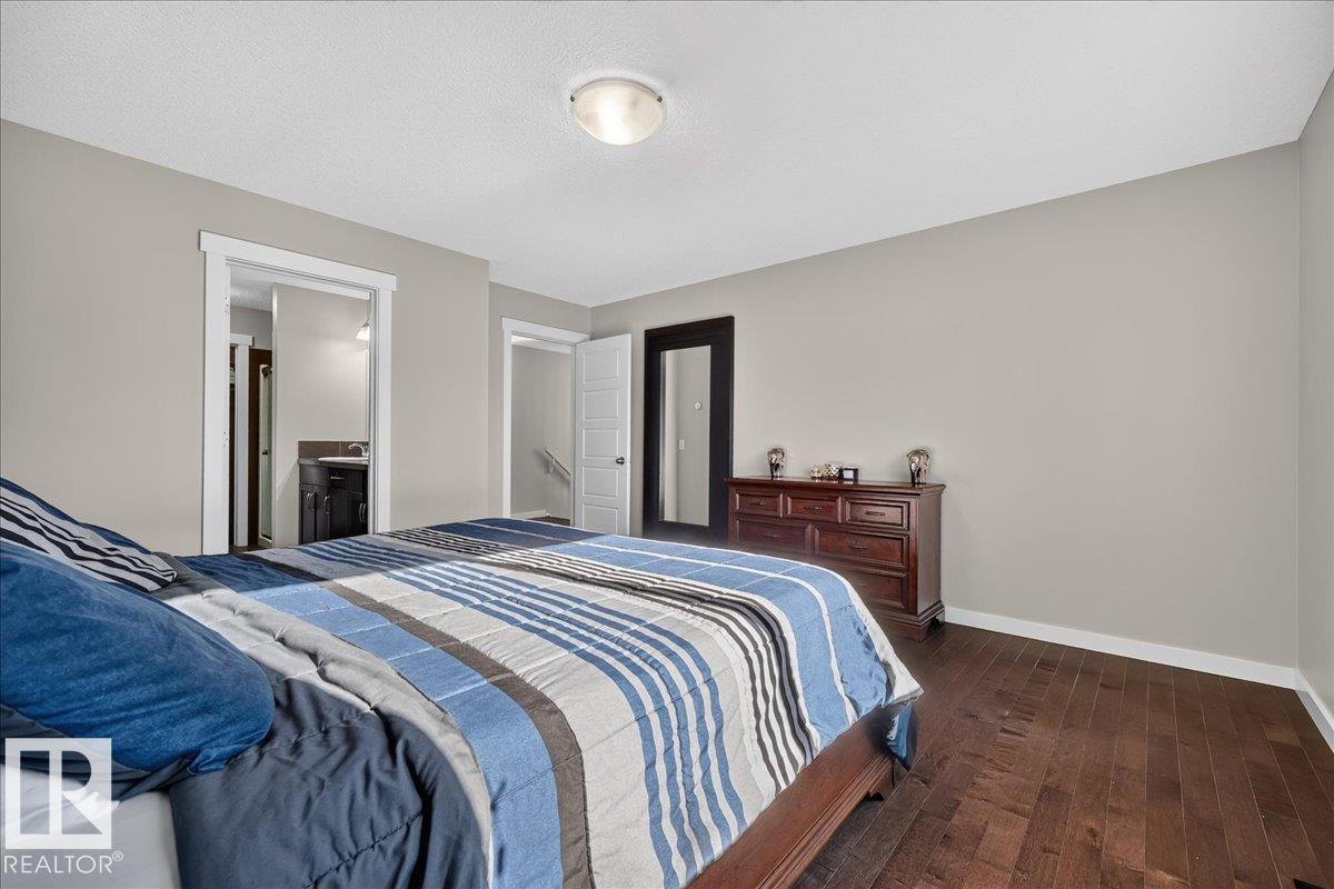 8515 19 Av Sw Property Photo 24