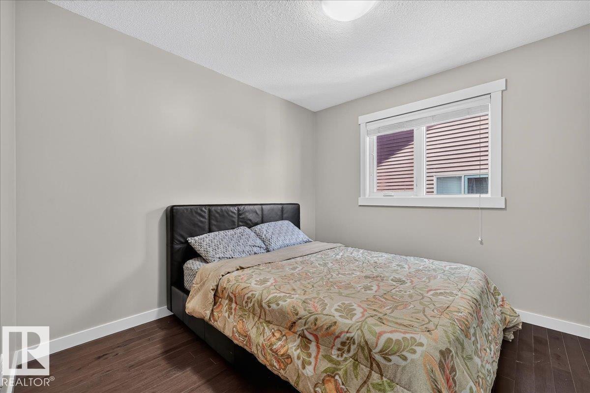 8515 19 Av Sw Property Photo 29
