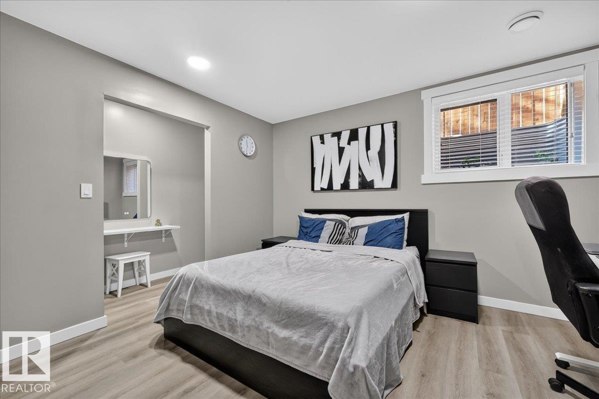 8515 19 Av Sw Property Photo 40