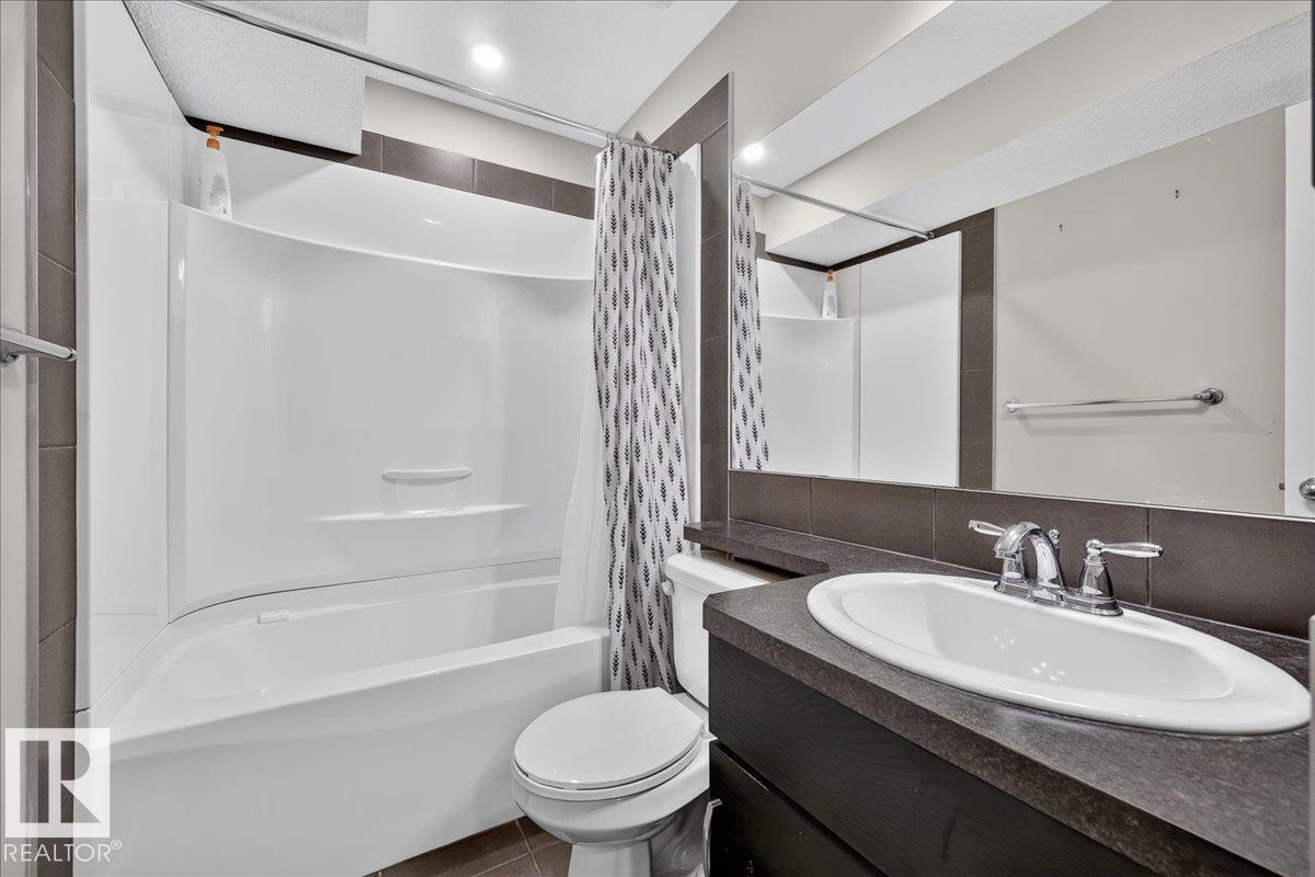 8515 19 Av Sw Property Photo 42