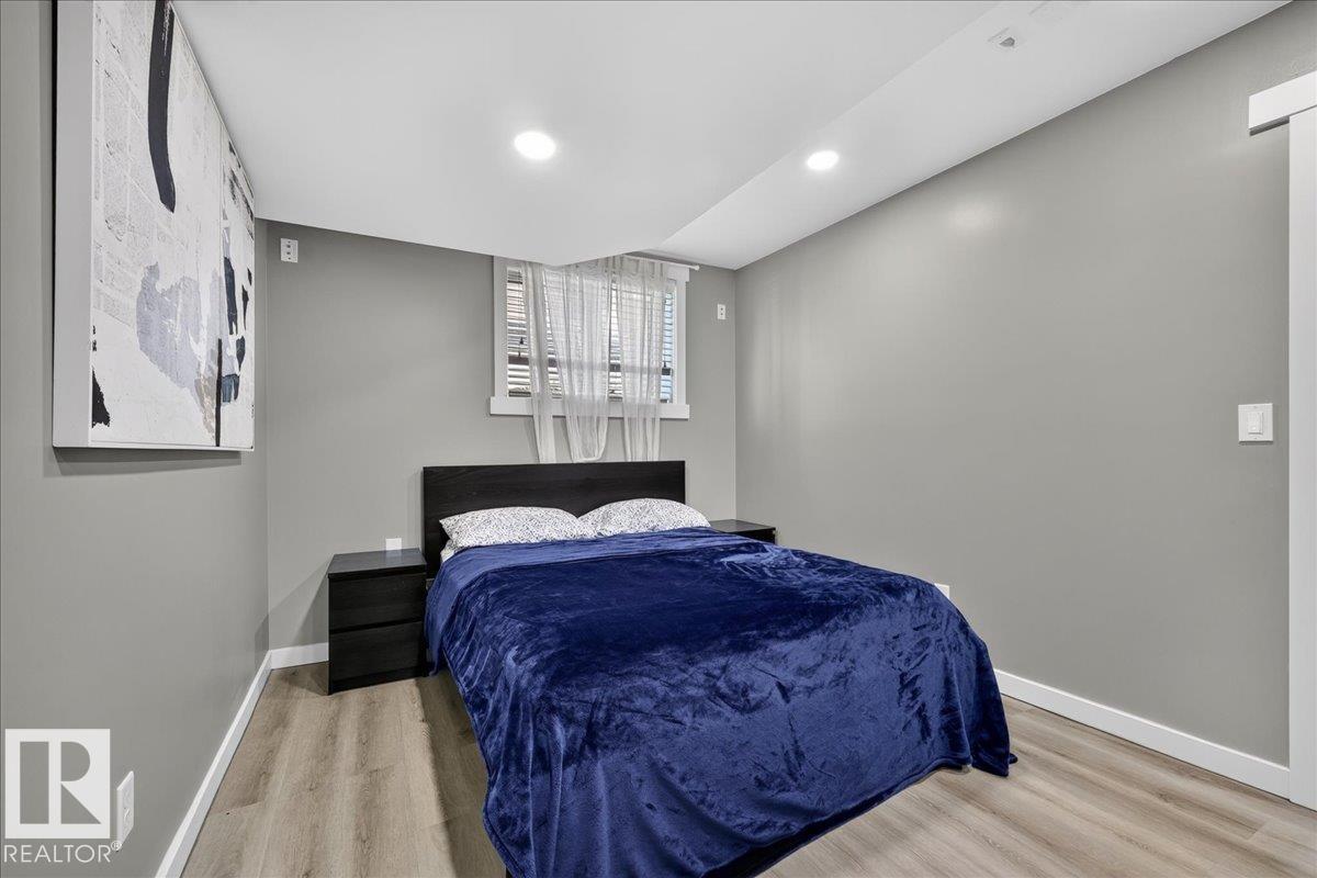 8515 19 Av Sw Property Photo 43