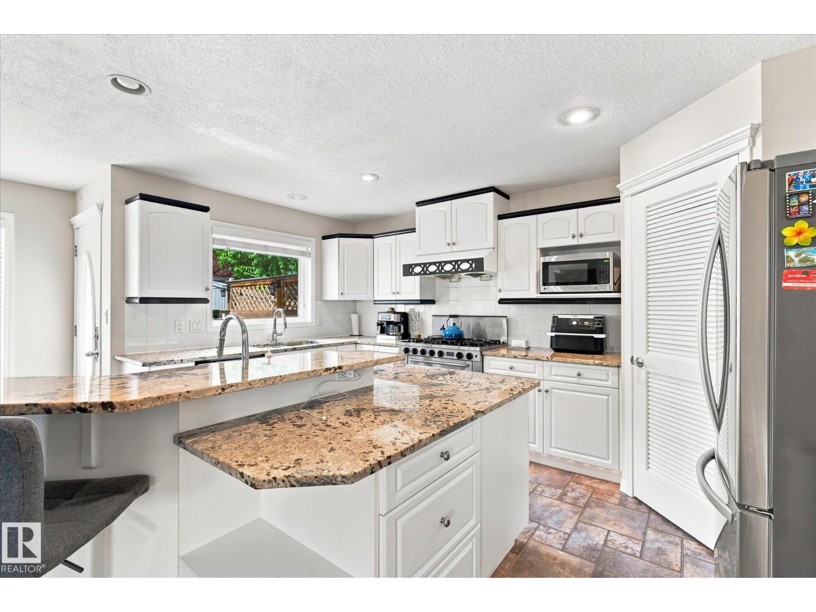 1312 116 St Nw Property Photo 2