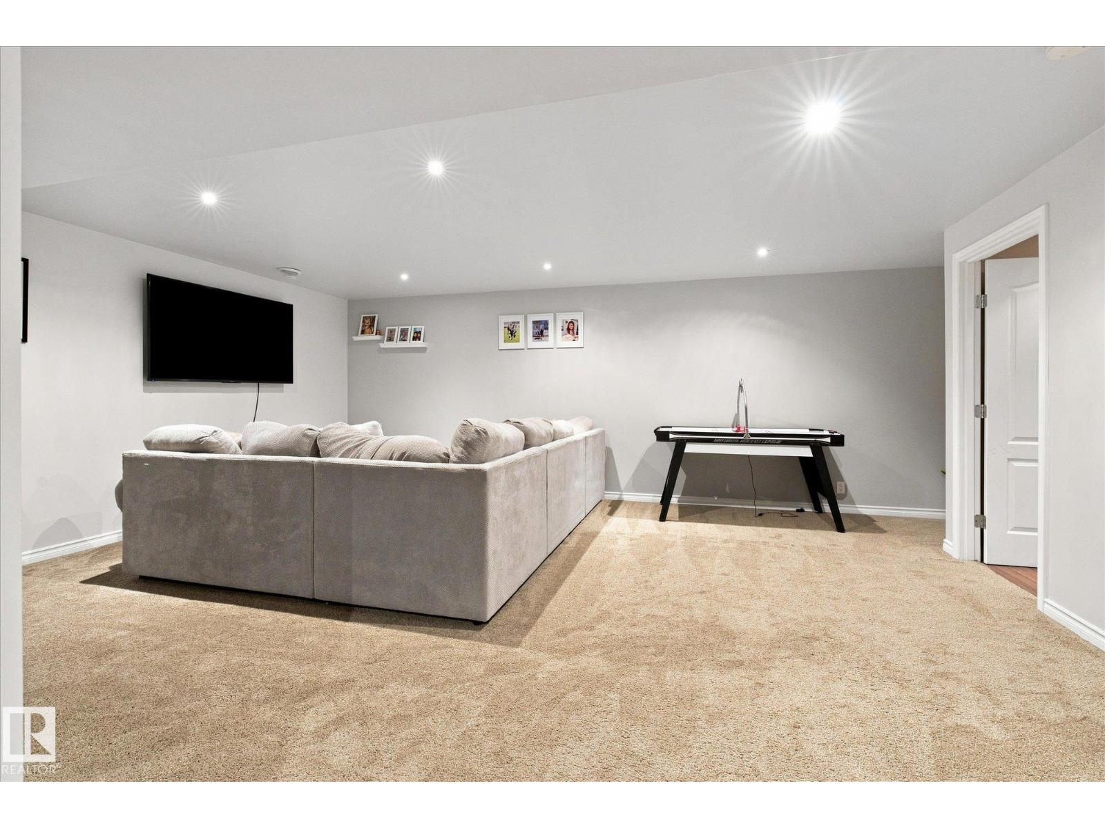1312 116 St Nw Property Photo 45