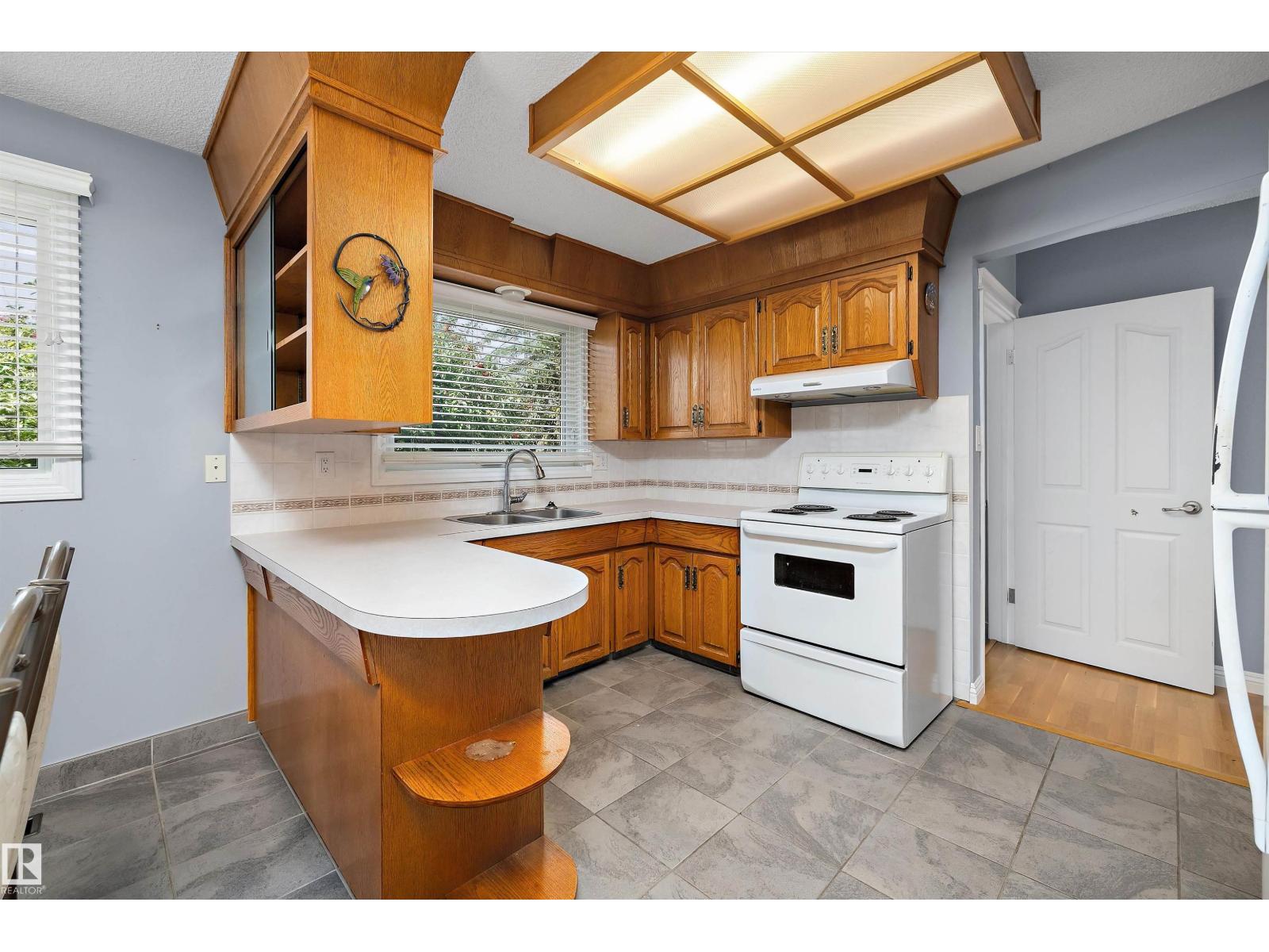 13304 73 St Nw Property Photo 17