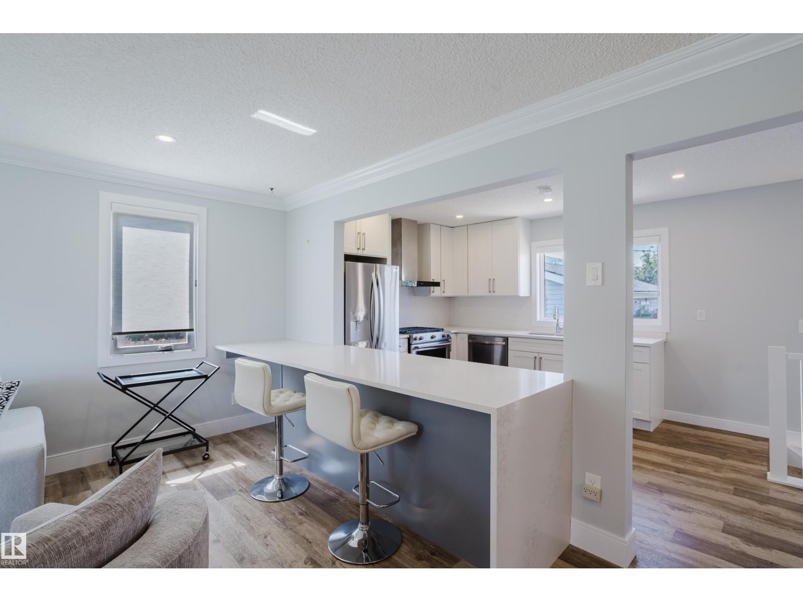 9330 162 St Nw Property Photo 8