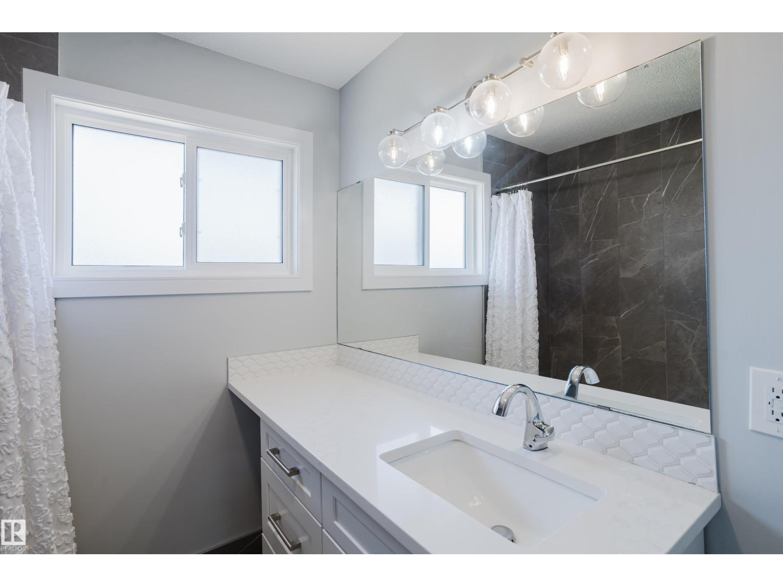 9330 162 St Nw Property Photo 26