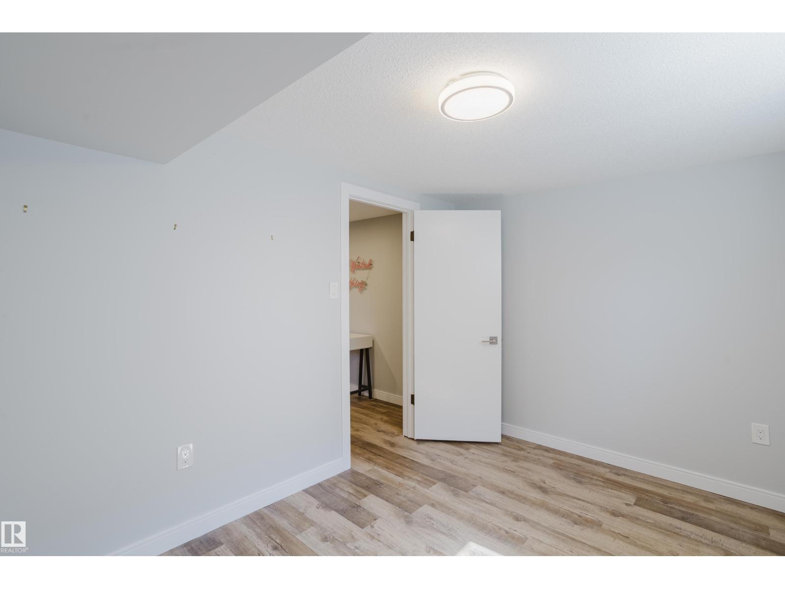9330 162 St Nw Property Photo 41