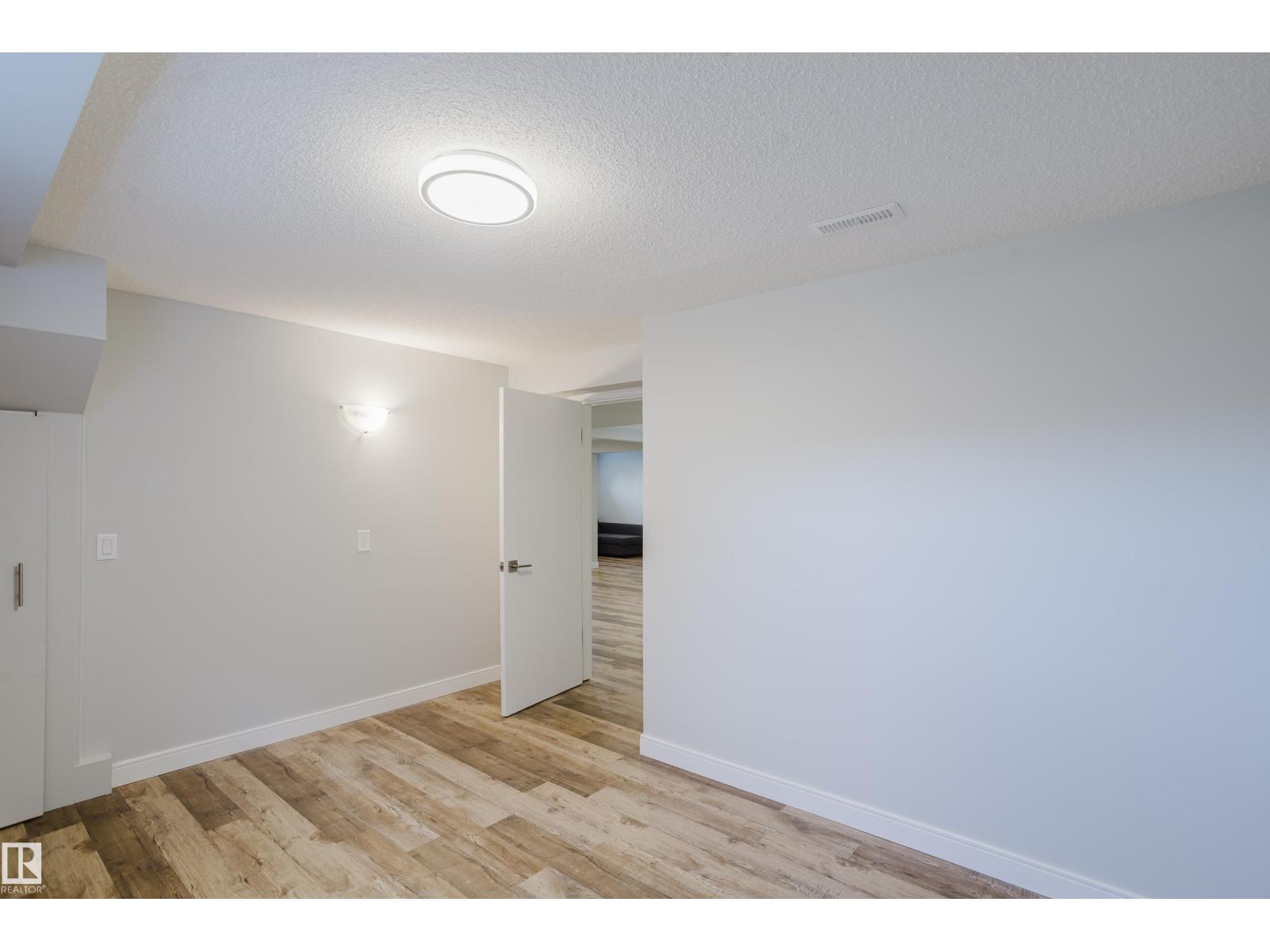 9330 162 St Nw Property Photo 44