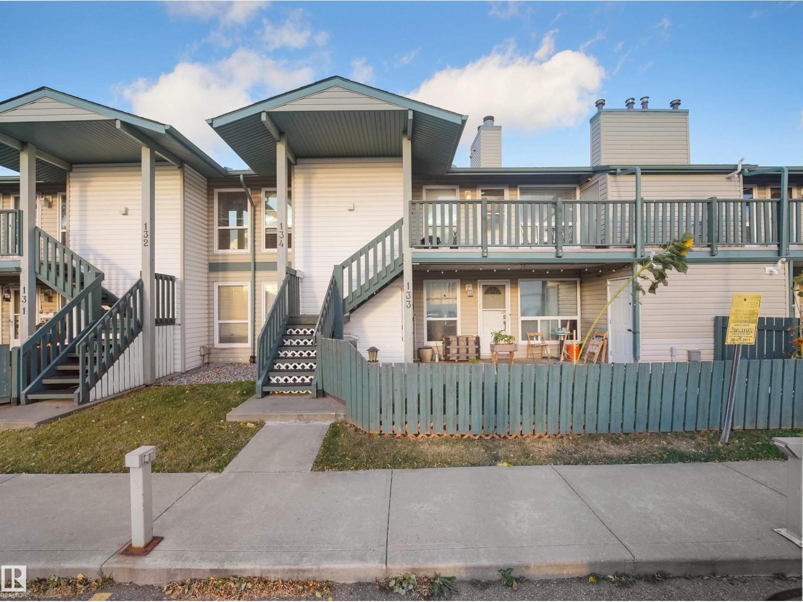 #134 2703 79 St Nw Property Photo 1