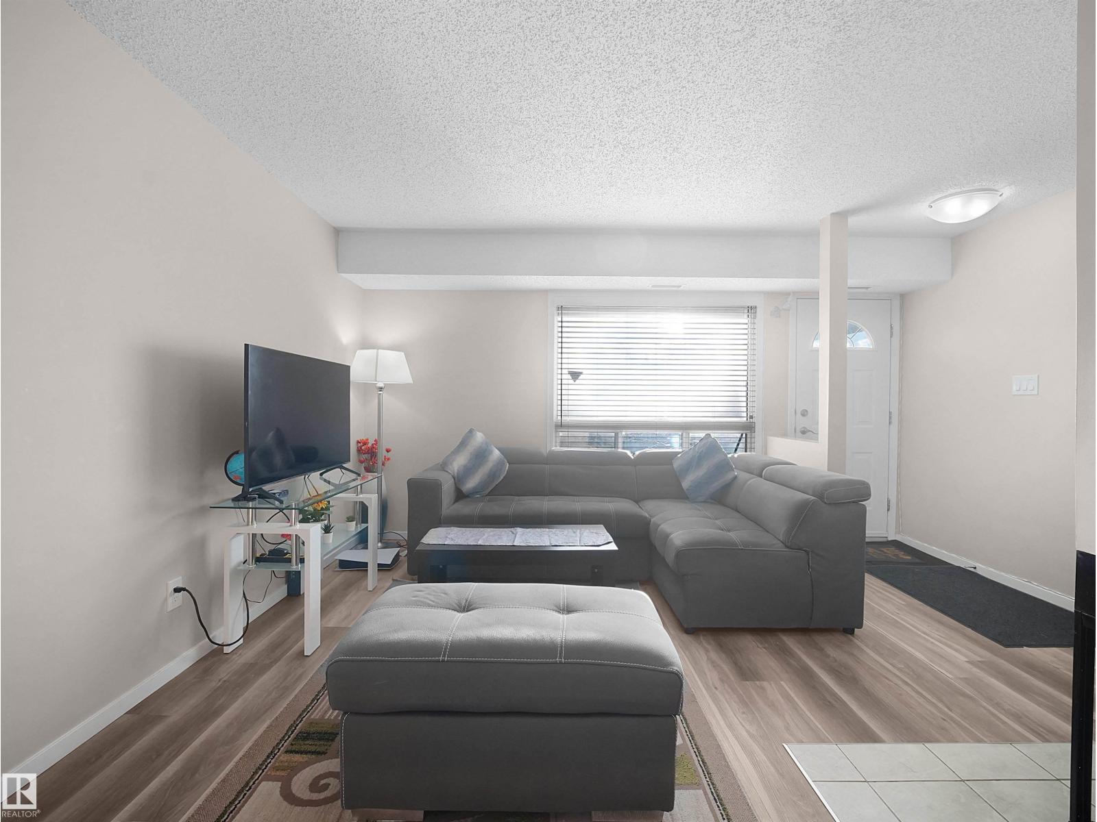 #134 2703 79 St Nw Property Photo 14
