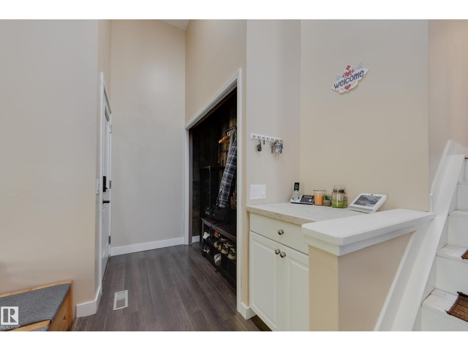 1 Anita Cr Property Photo 2