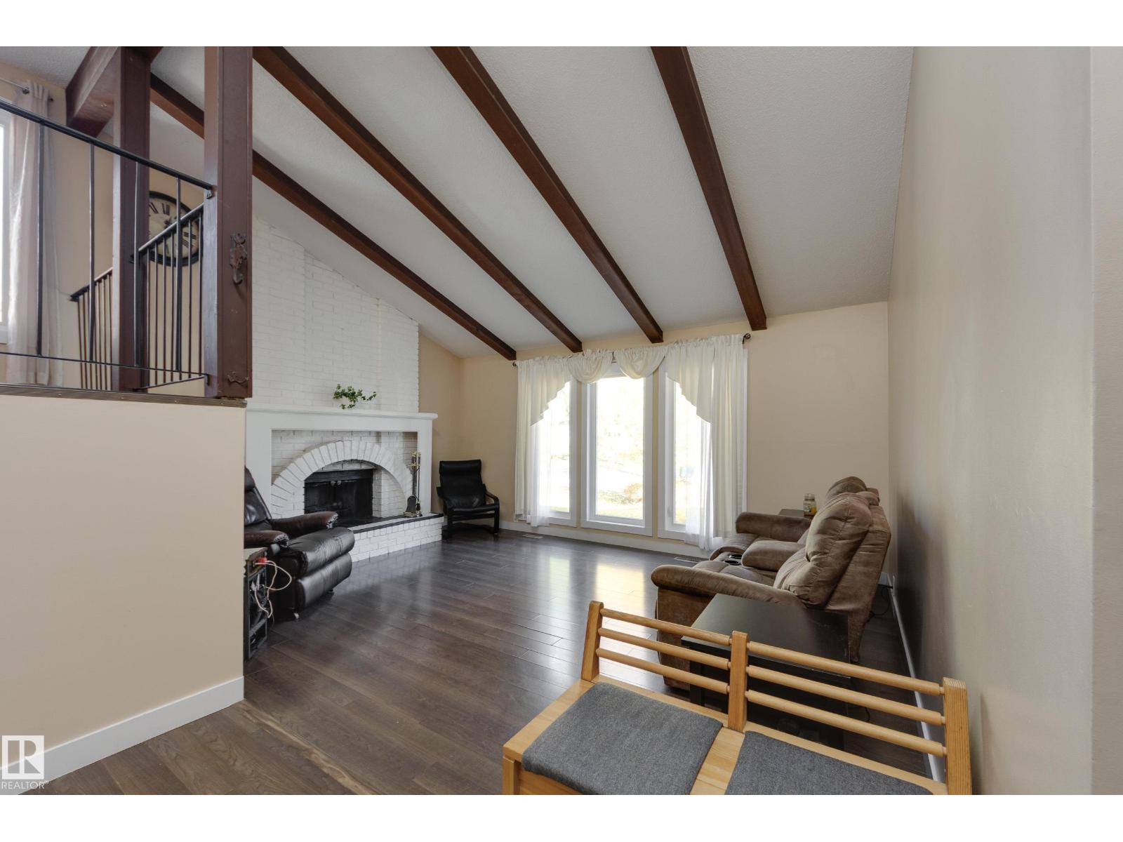 1 Anita Cr Property Photo 3