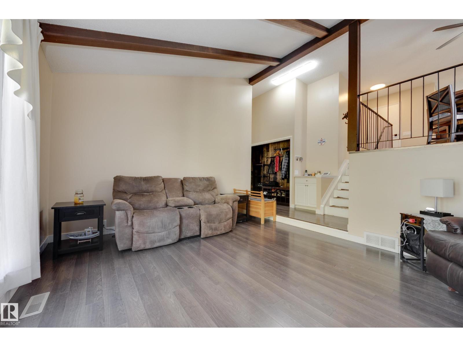 1 Anita Cr Property Photo 6