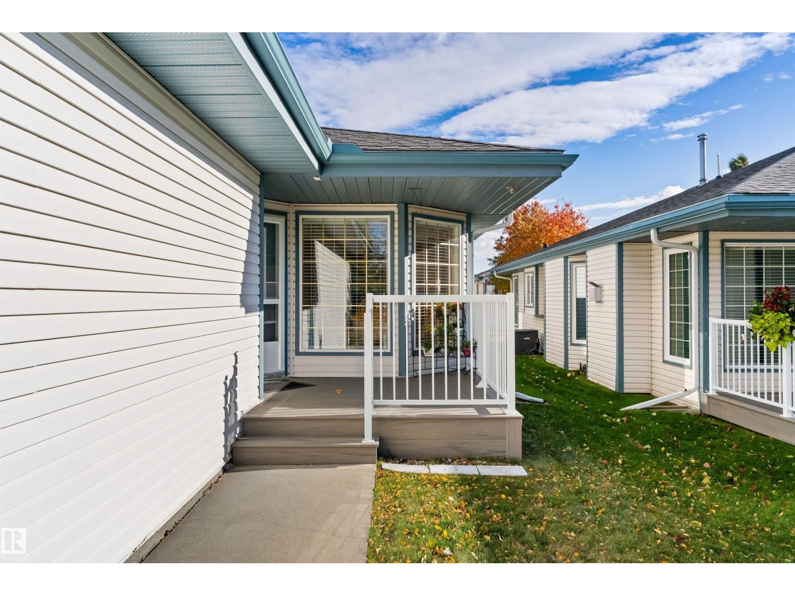 #5 17418 98a Av Nw Property Photo 3