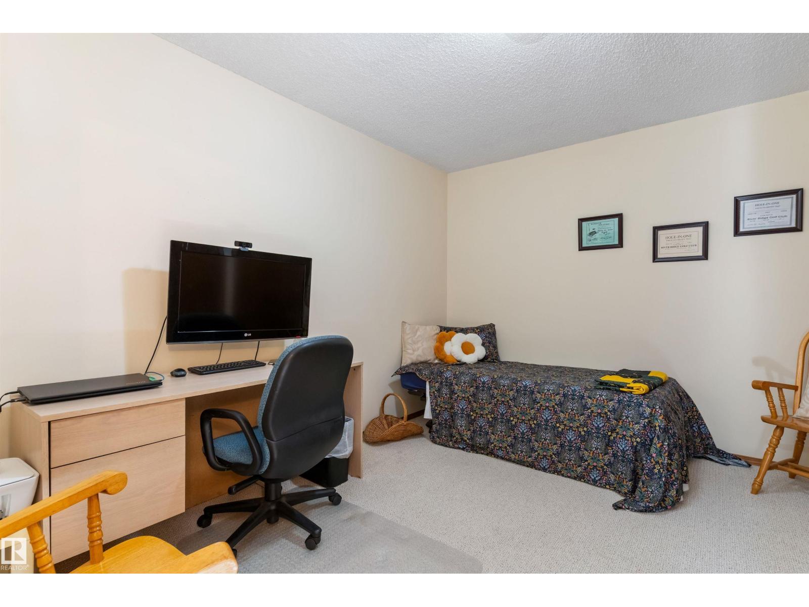 #5 17418 98a Av Nw Property Photo 7