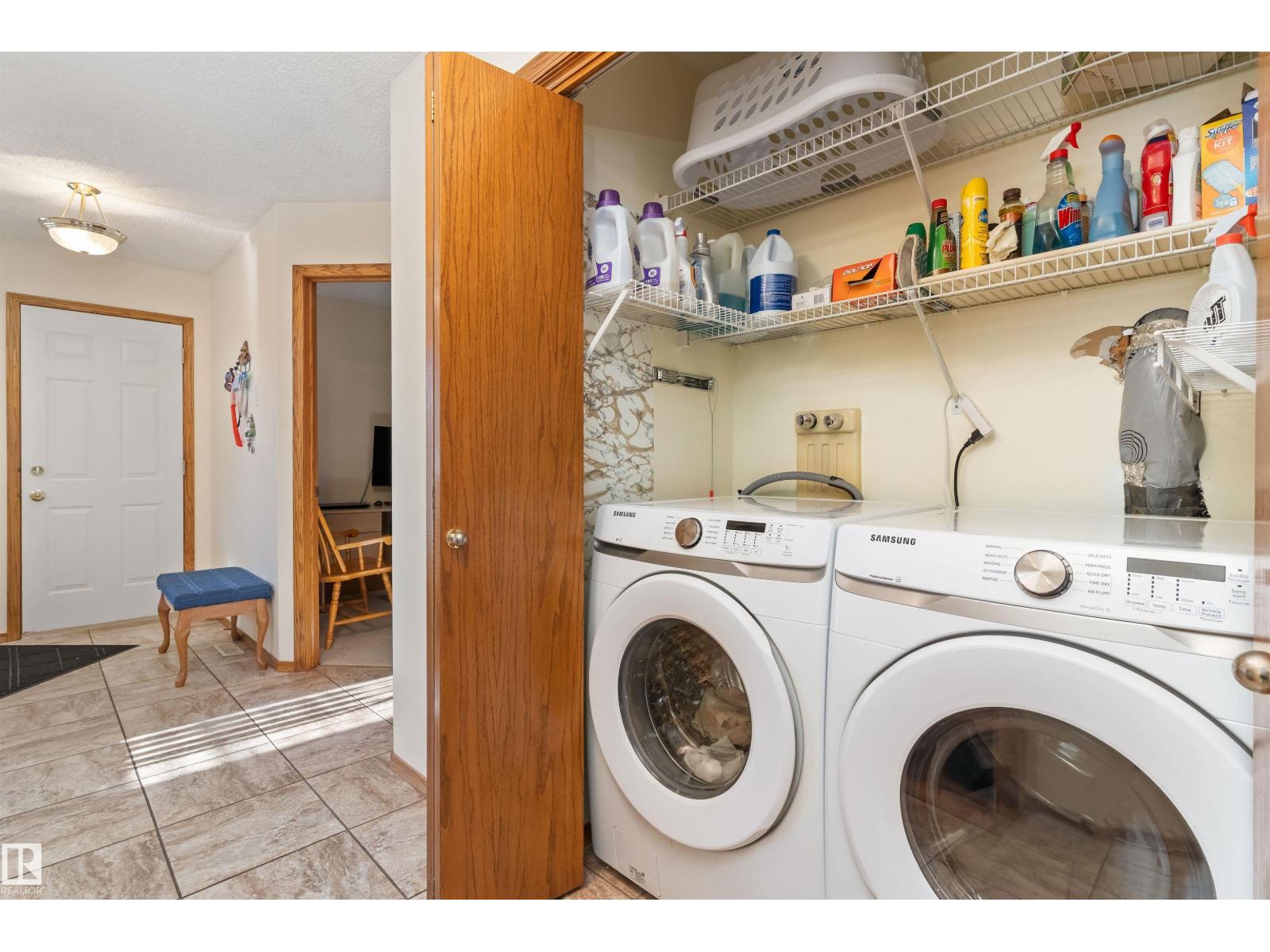 #5 17418 98a Av Nw Property Photo 8