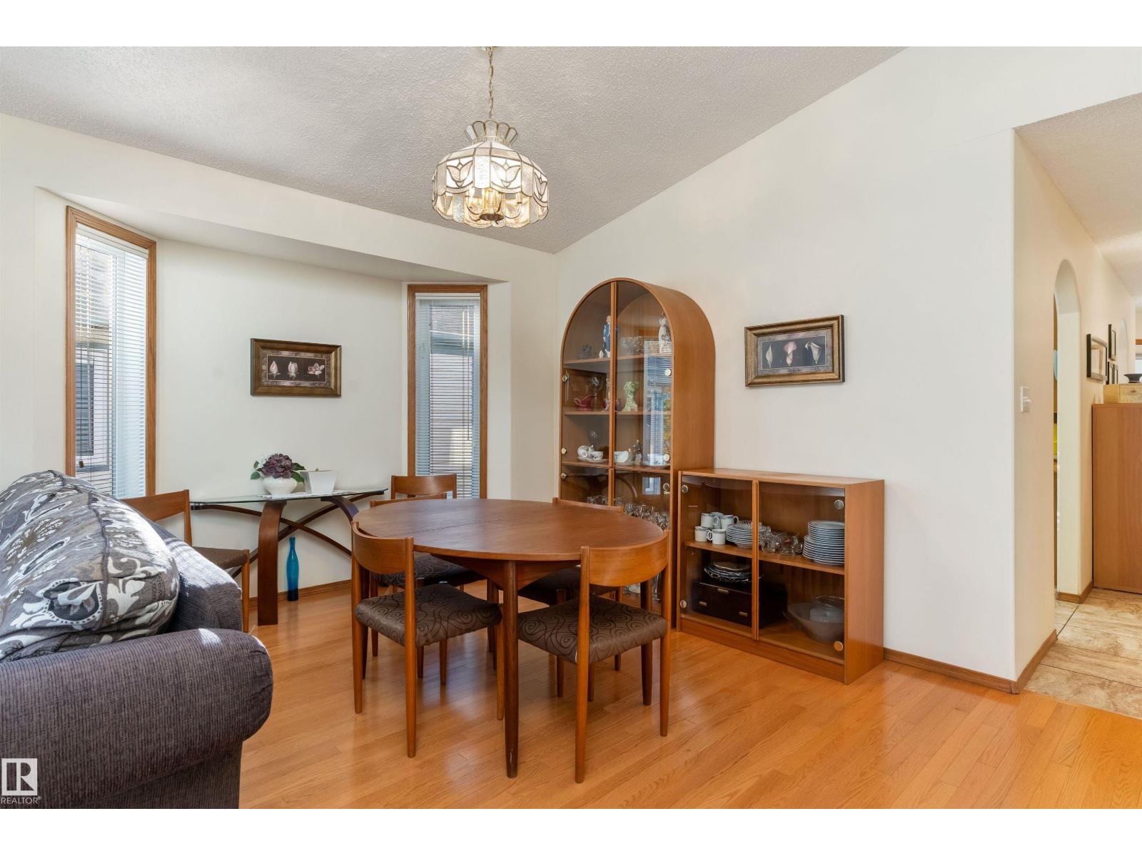 #5 17418 98a Av Nw Property Photo 10