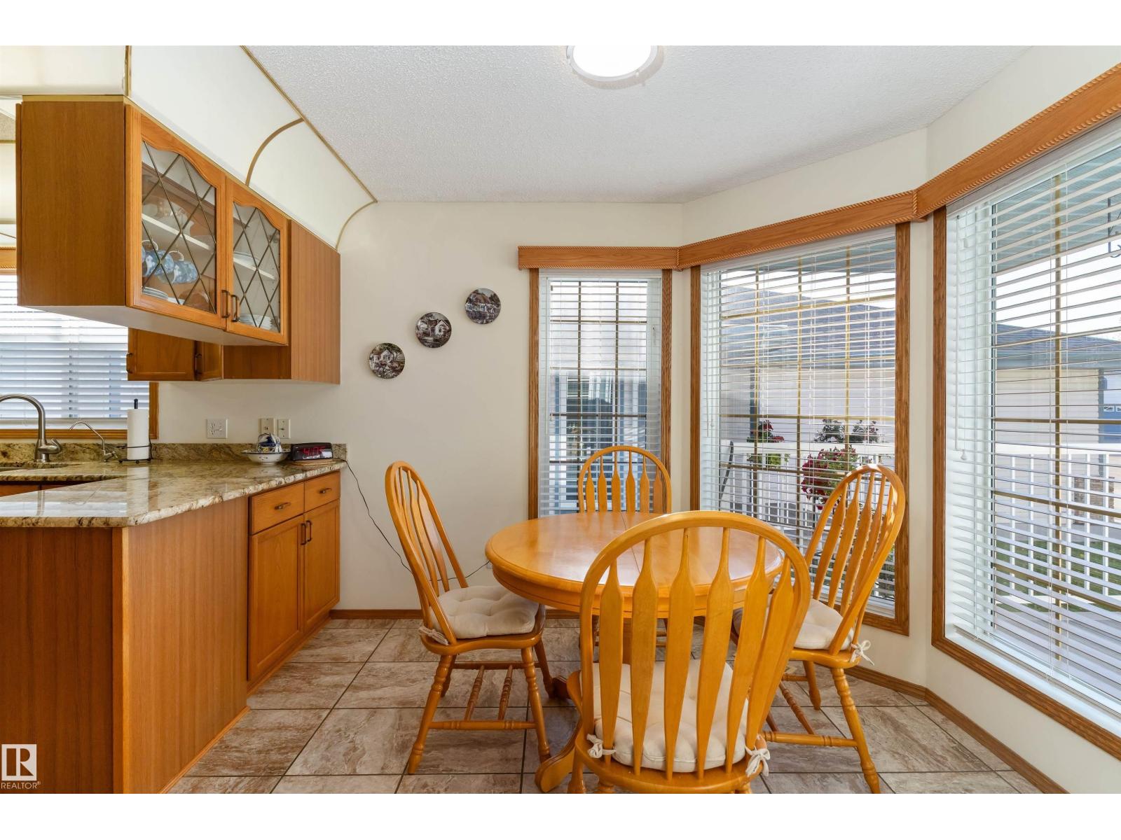 #5 17418 98a Av Nw Property Photo 20