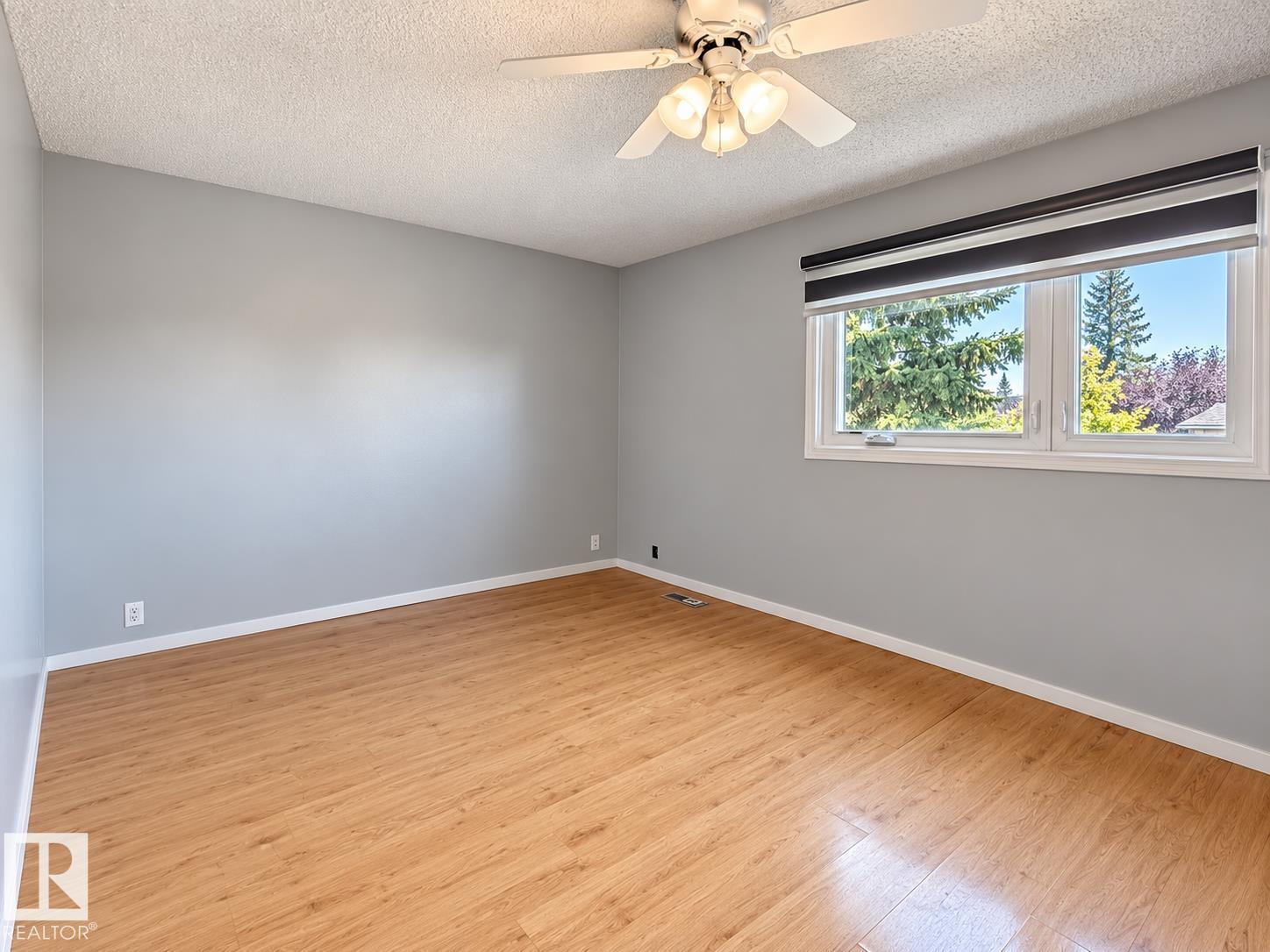 355 Kirkpatrick Cr Nw Property Photo 7