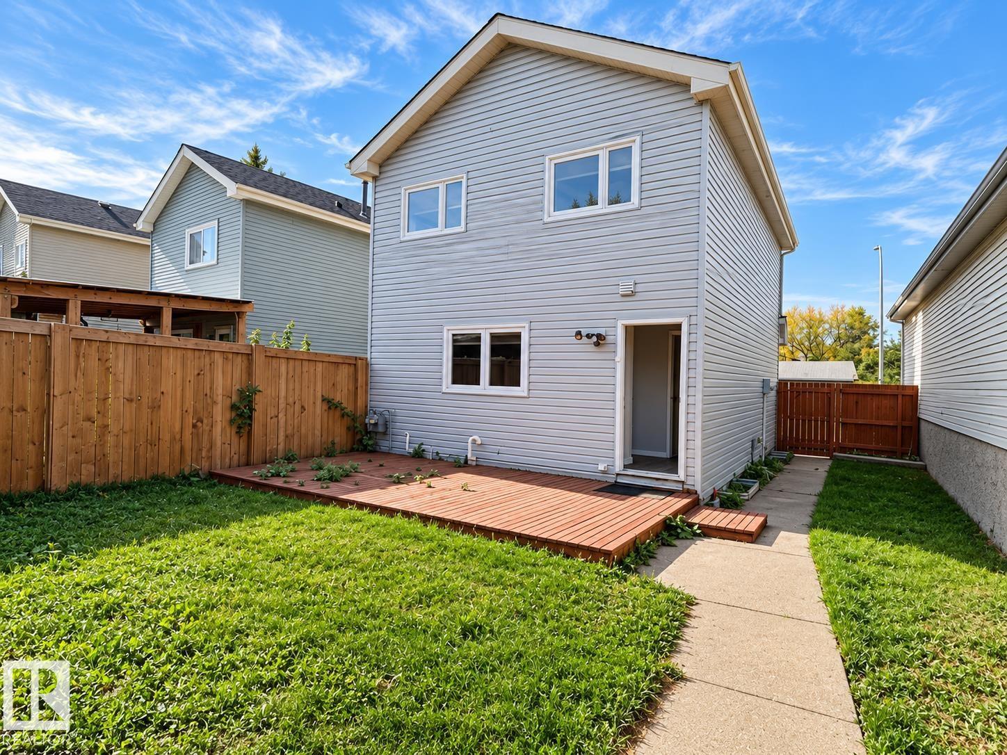 355 Kirkpatrick Cr Nw Property Photo 17