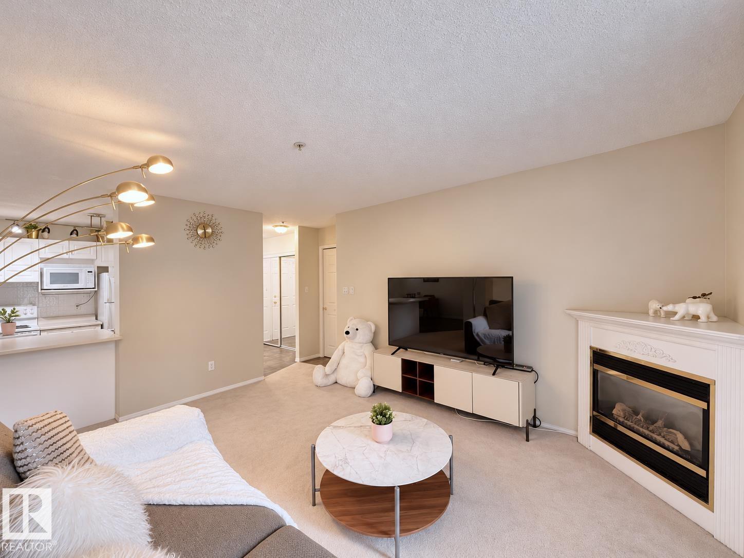 #110 10511 42 Av Nw Property Photo 13