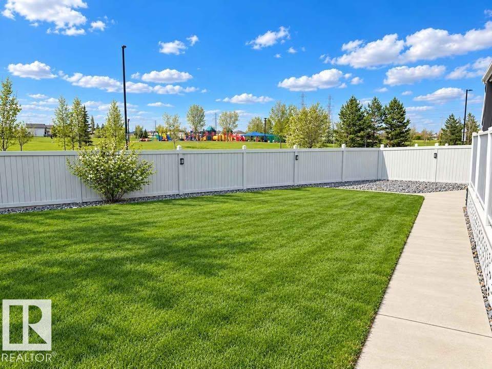 2628 30 St Nw Property Photo 20