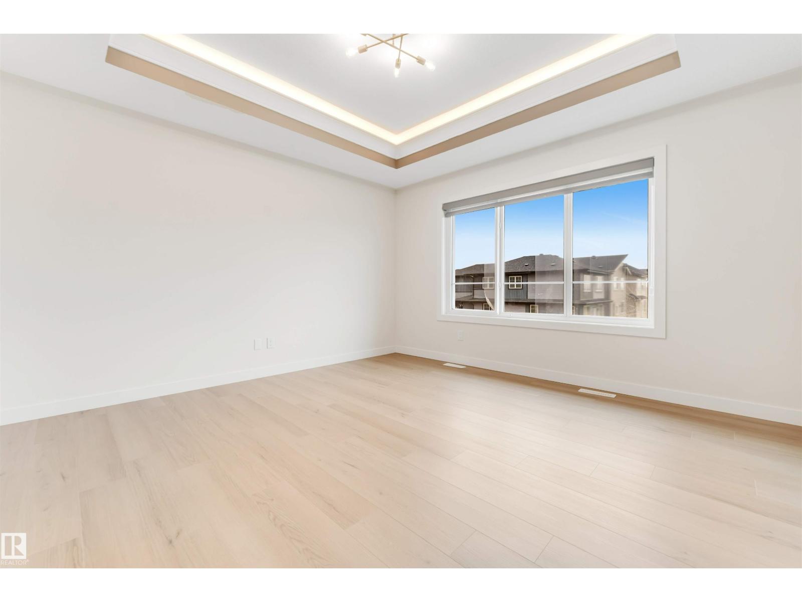 3912 39 Av Property Photo 27
