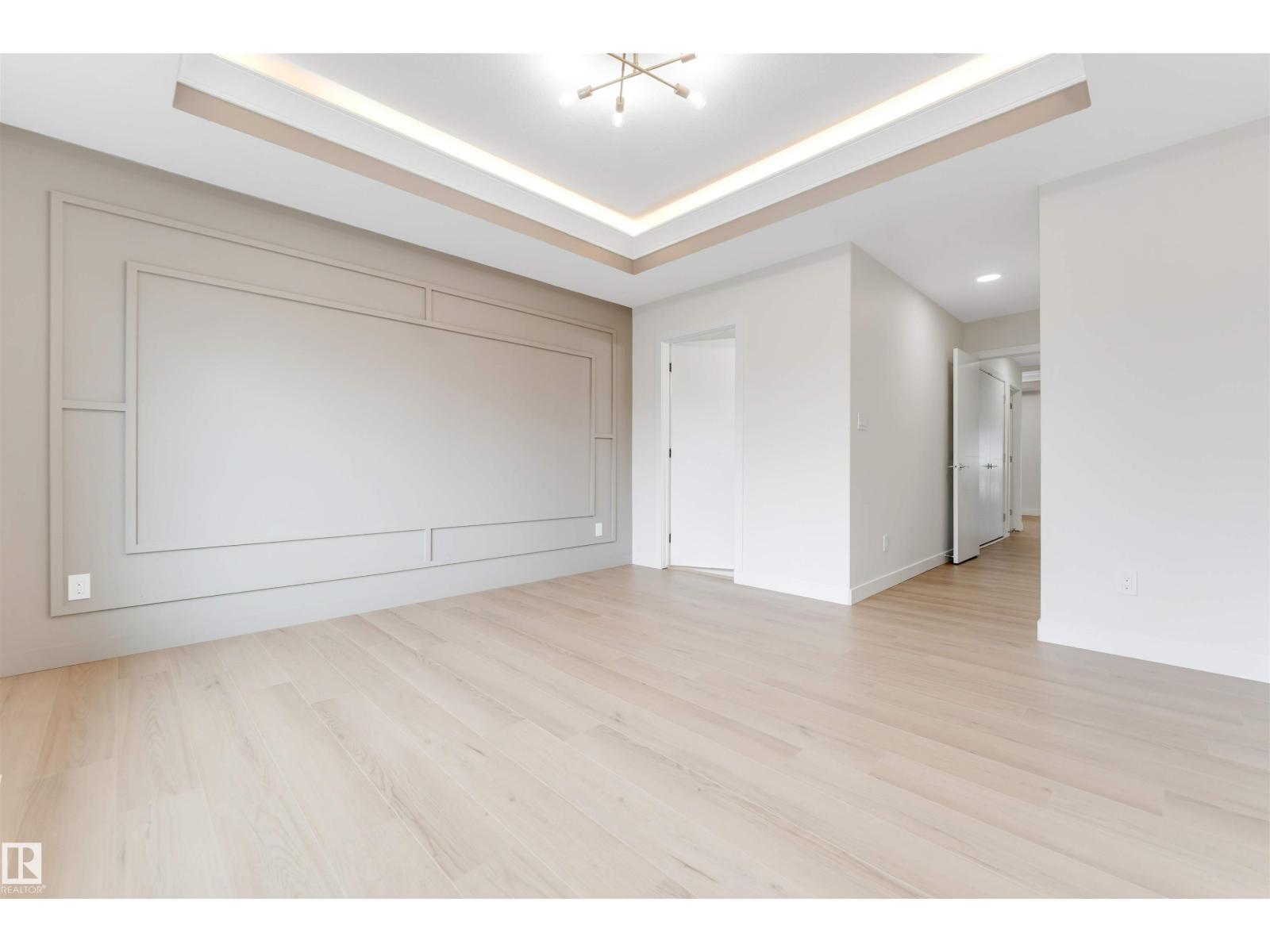 3912 39 Av Property Photo 28