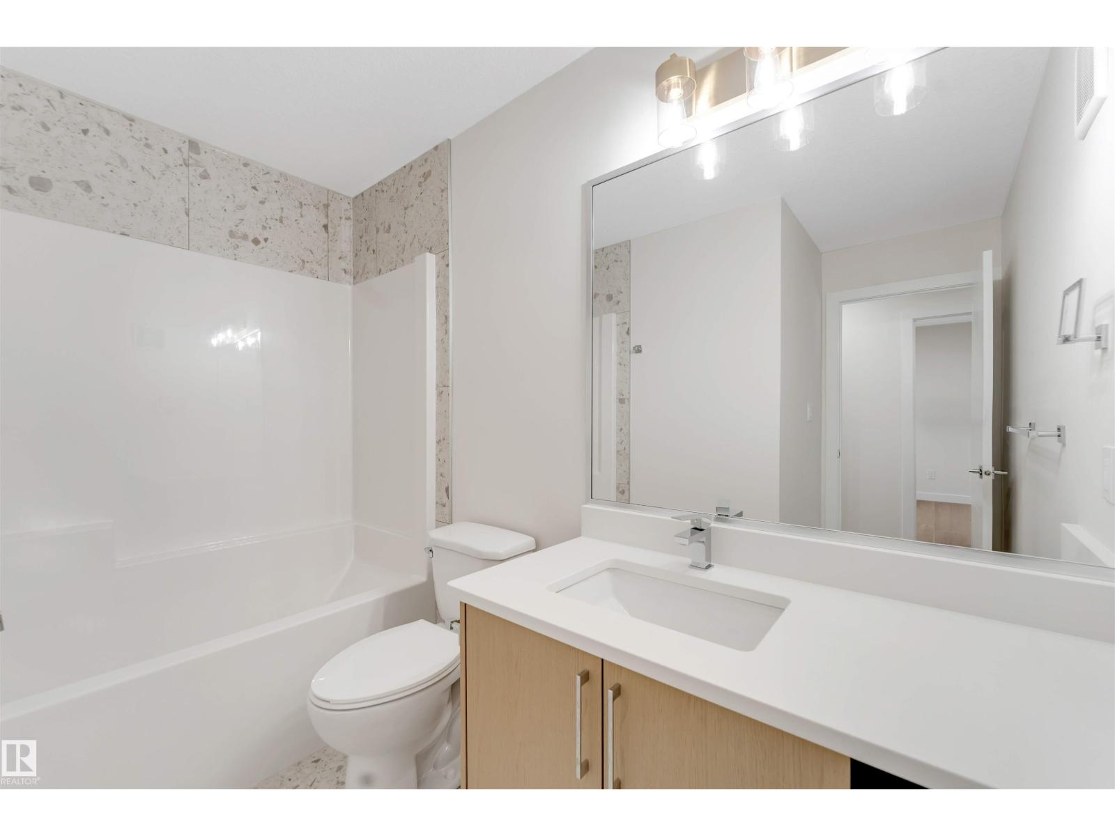 3912 39 Av Property Photo 36